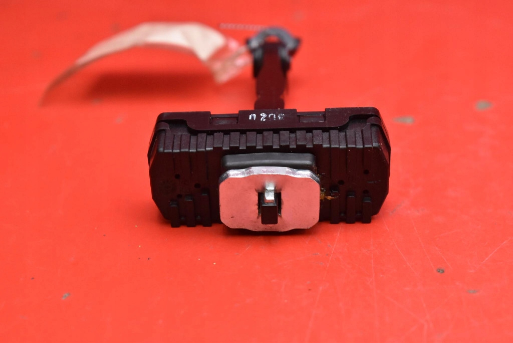 limiter door left front KIA SPORTAGE 5 V 21-25