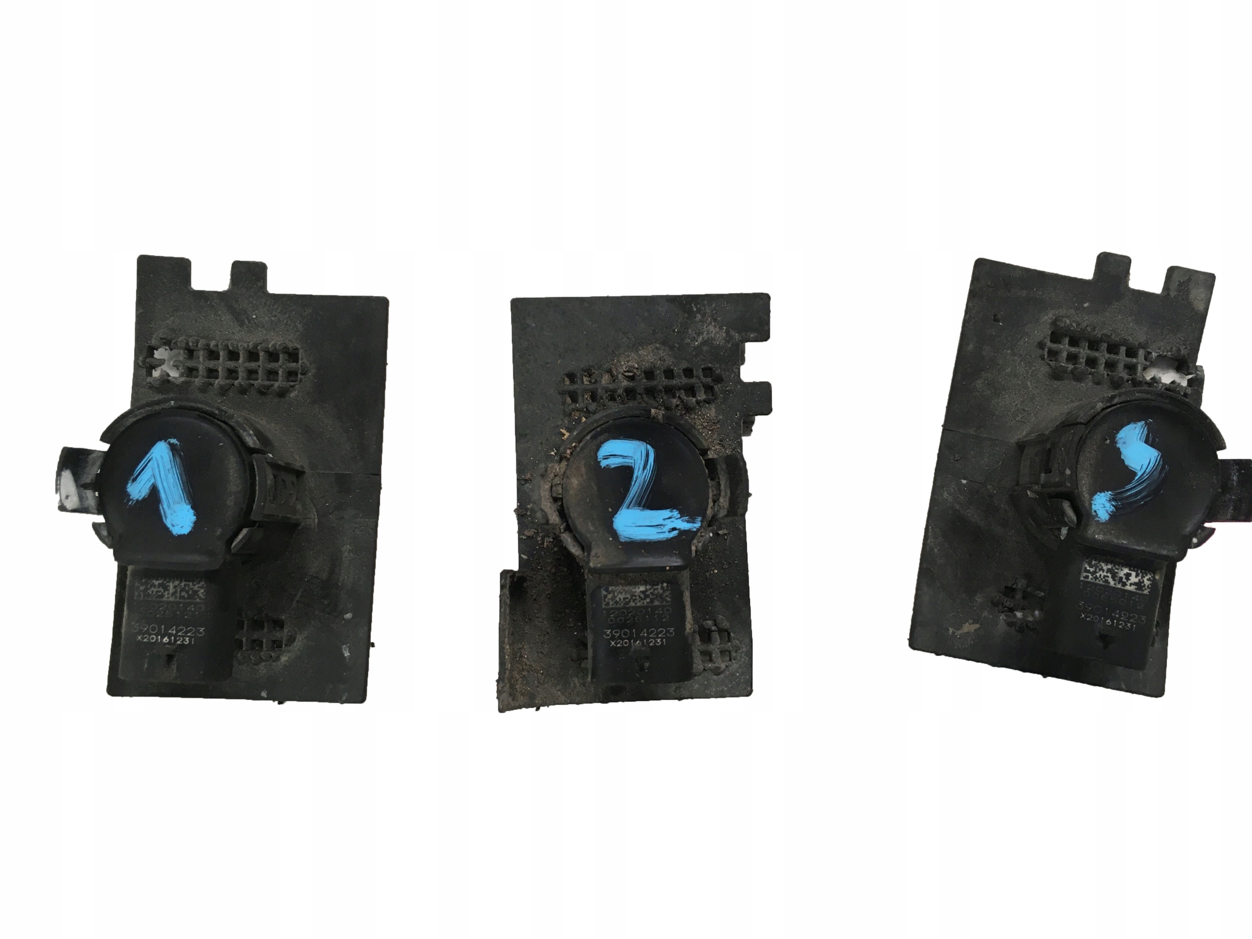 ДАТЧИК PDC ПЕРЕДНЯ КОРЗИНА ASTRA K V 39014223