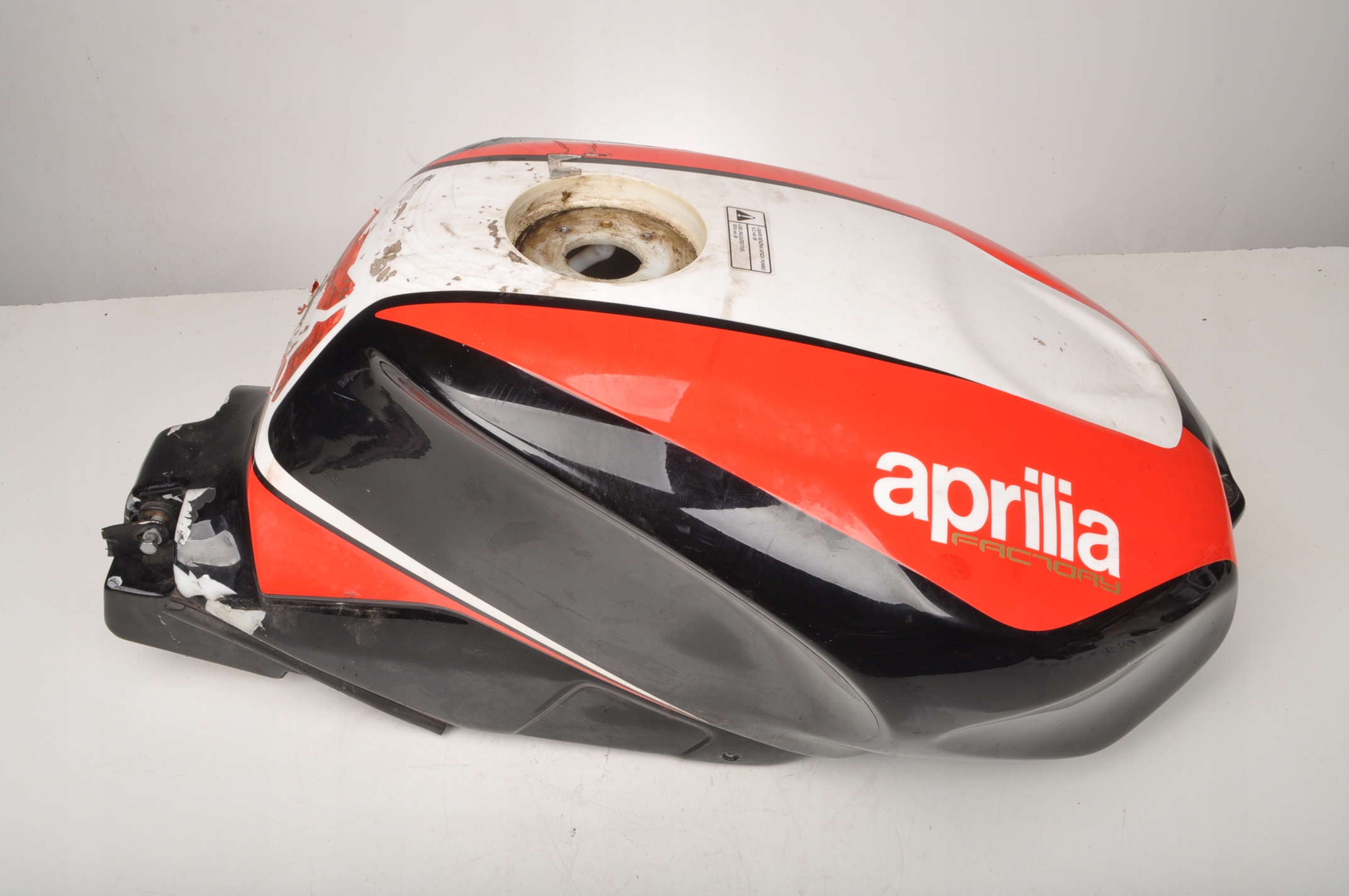 APRILIA RSV 1000 ZBIORNIK PALIWA BAK