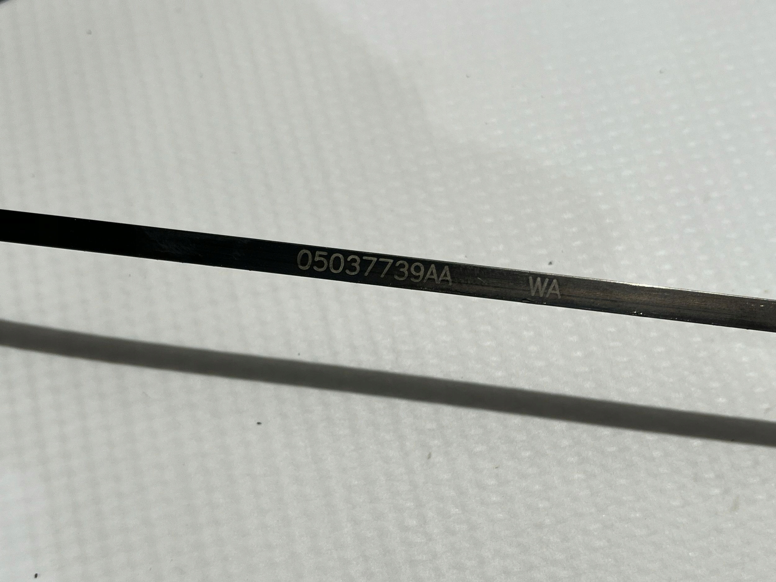 Bagnet miarka Livello olio Dodge Challenger SRT8 6.1 HEMI 2008-2010