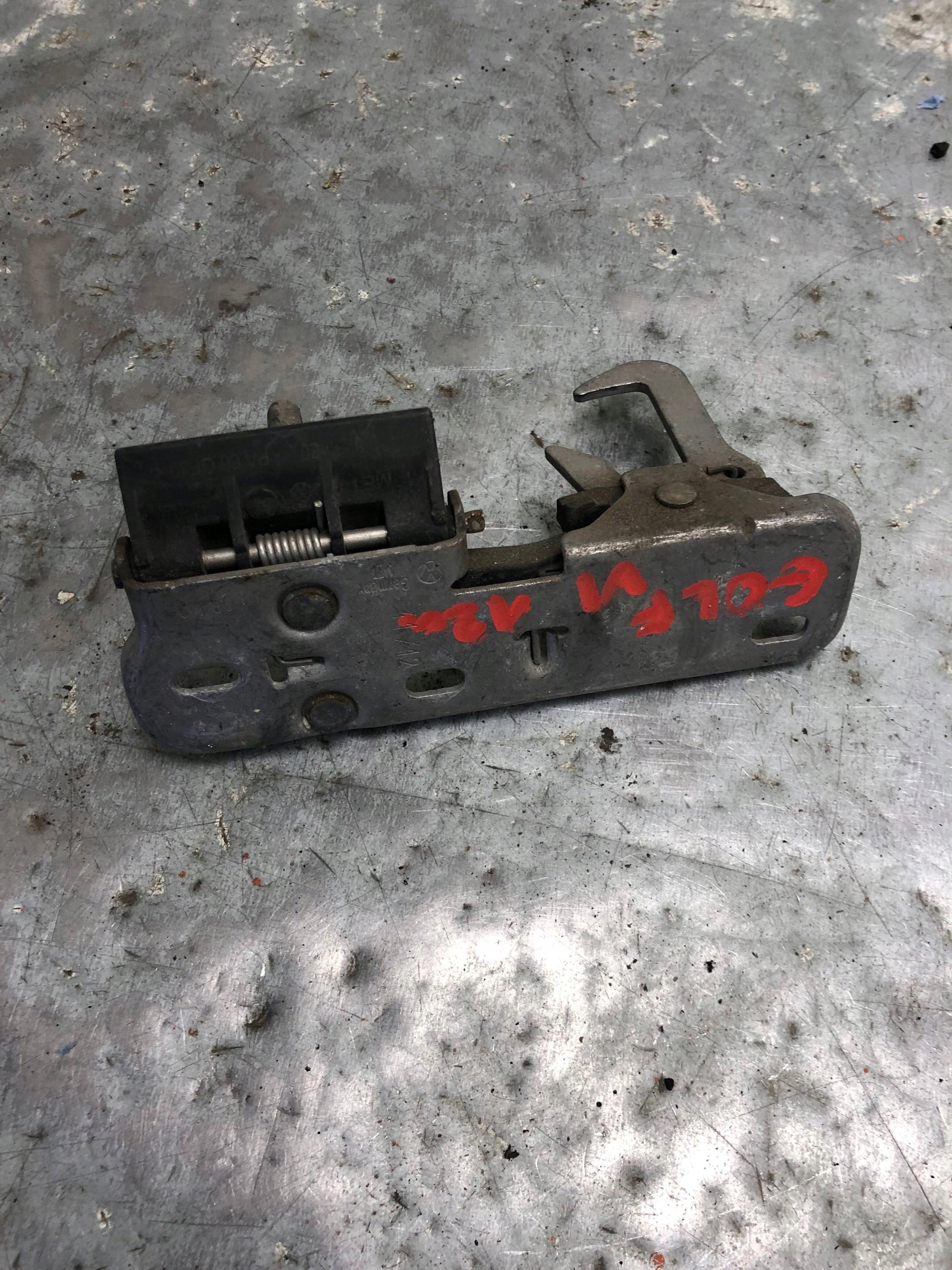 lock RYGIEL bonnets VW GOLF VI 1Q0823480
