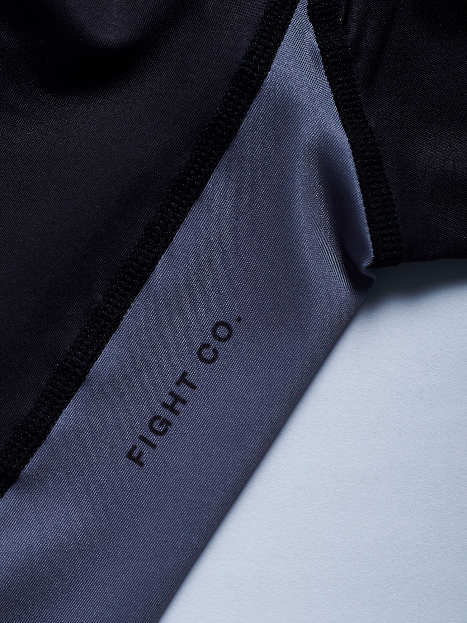 MANTO Rashguard krótki rękaw RANKED czarny - XXL Rozmiar XXL