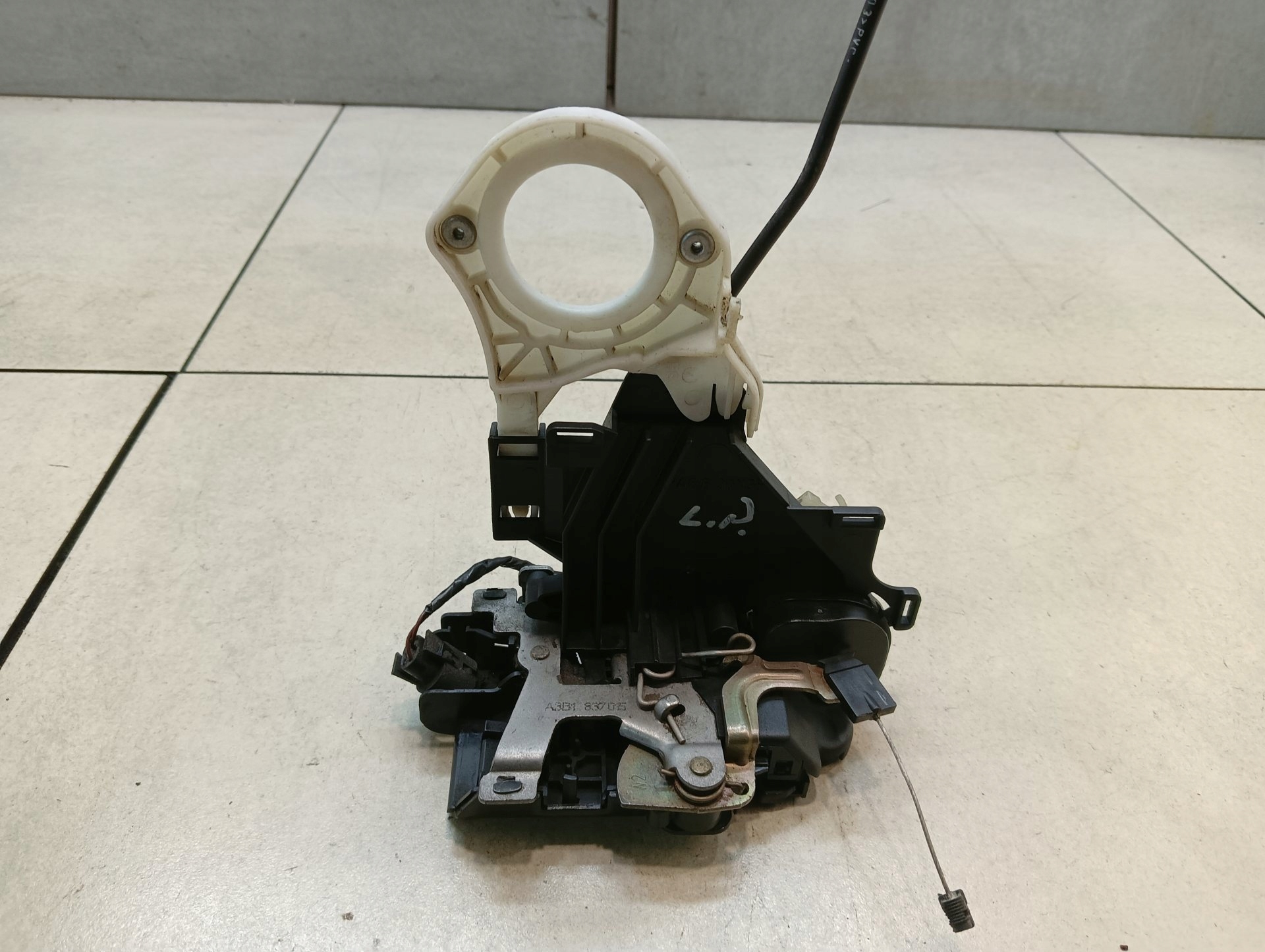 lock left front SEAT CORDOBA III 1.2