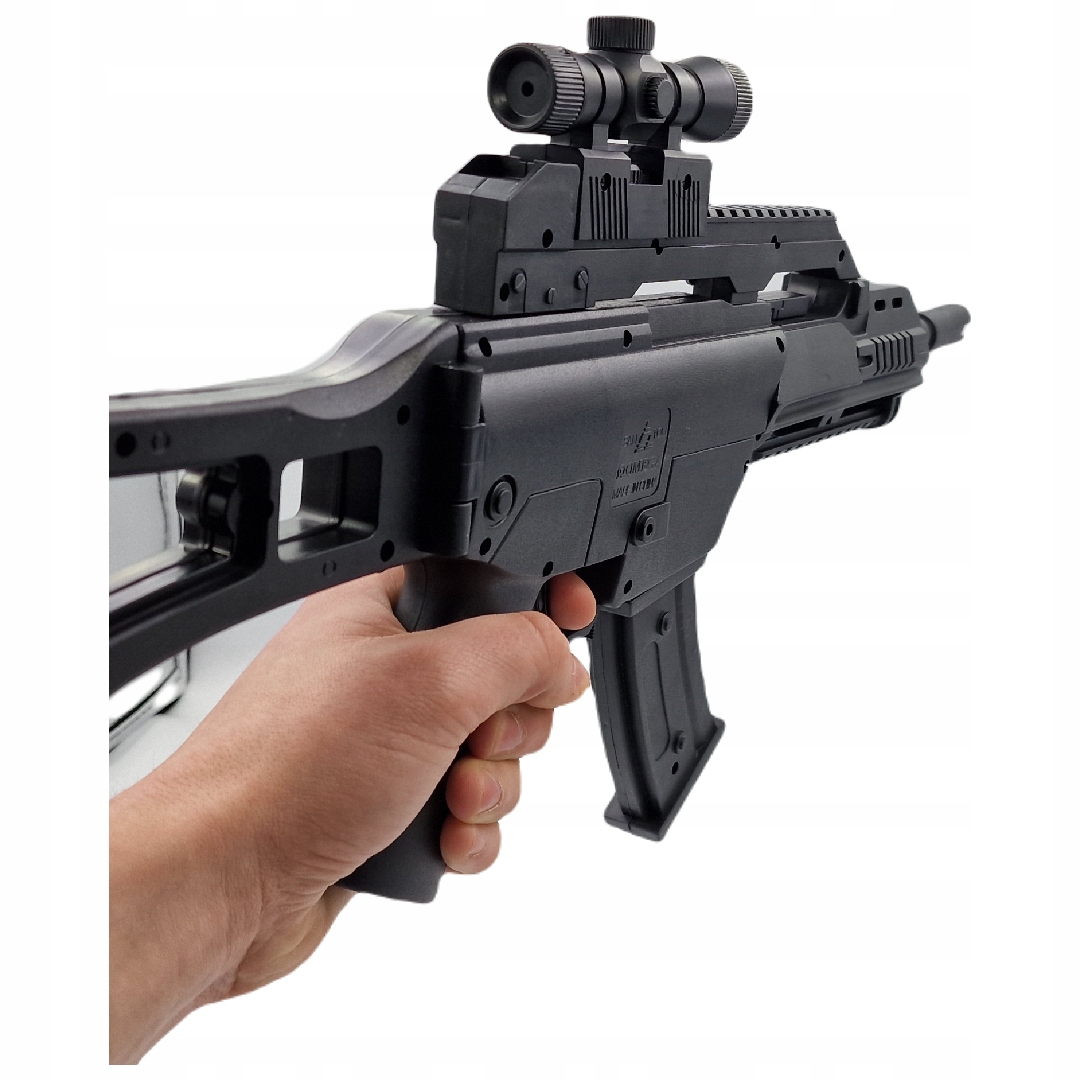 KARABIN SZTURMOWY NA KULKI G36 PISTOLET P41 CELOWNIK LASEROWY + TARCZA Wiek dziecka 14 lat +