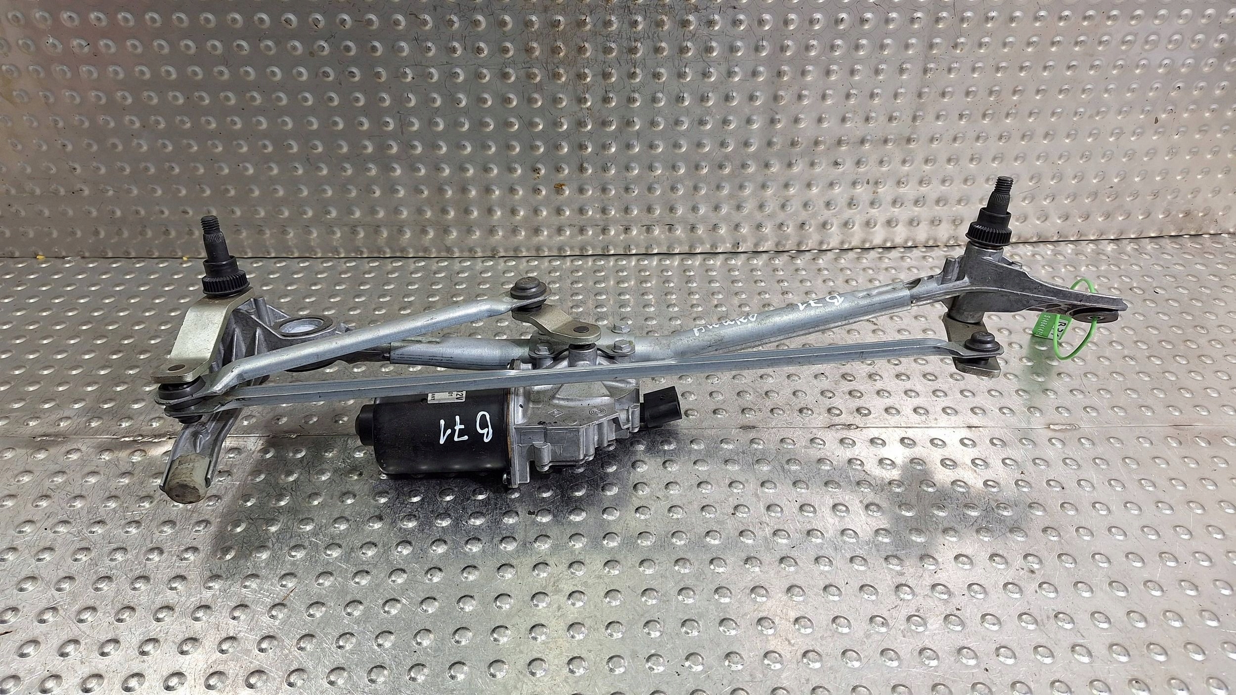 Gestänge Motor Wischer vorne 6978263 BMW 3 E90 E91 E92 E93 EUROPA