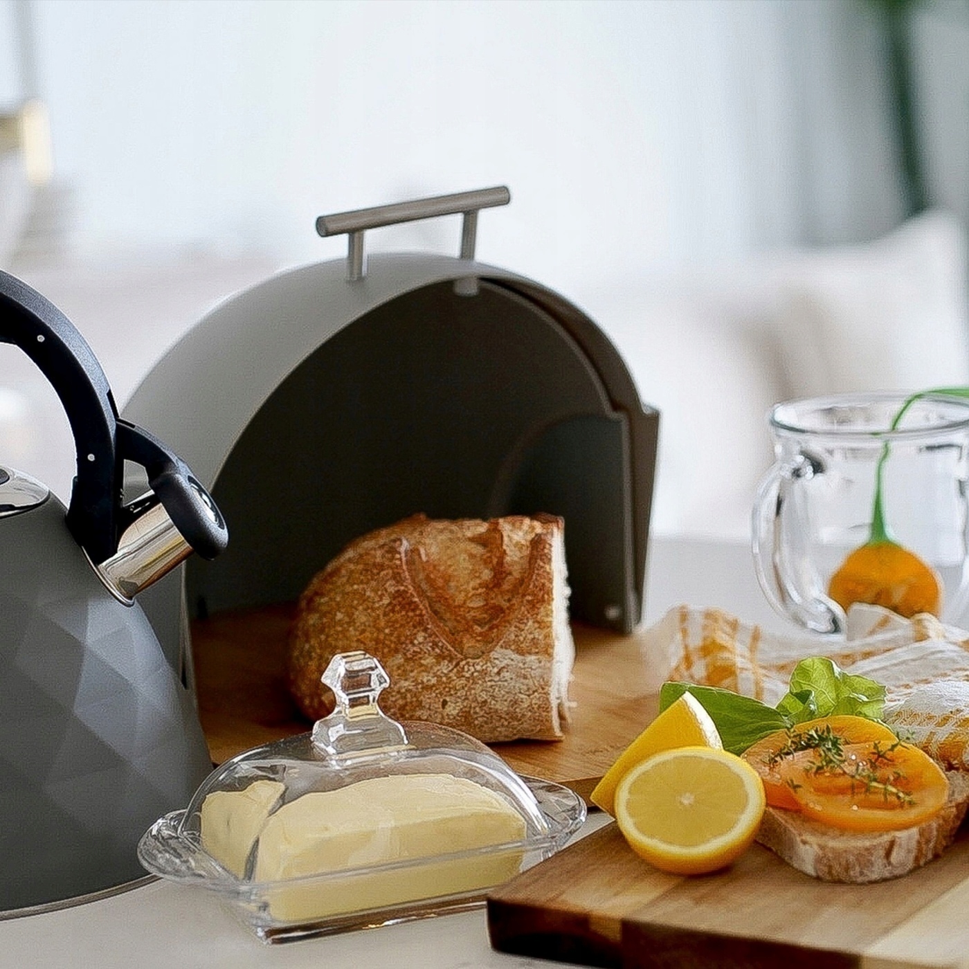 SZKLANA MASELNICZKA Z POKRYWKĄ maselnica Tadar pojemnik na masło twaróg Linia pojemnik szklany