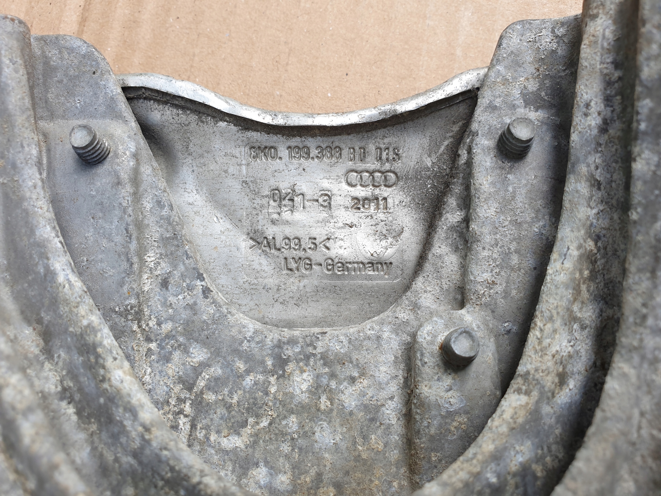 holder right engine mount AUDI A4 B8 8K A5 8T OE