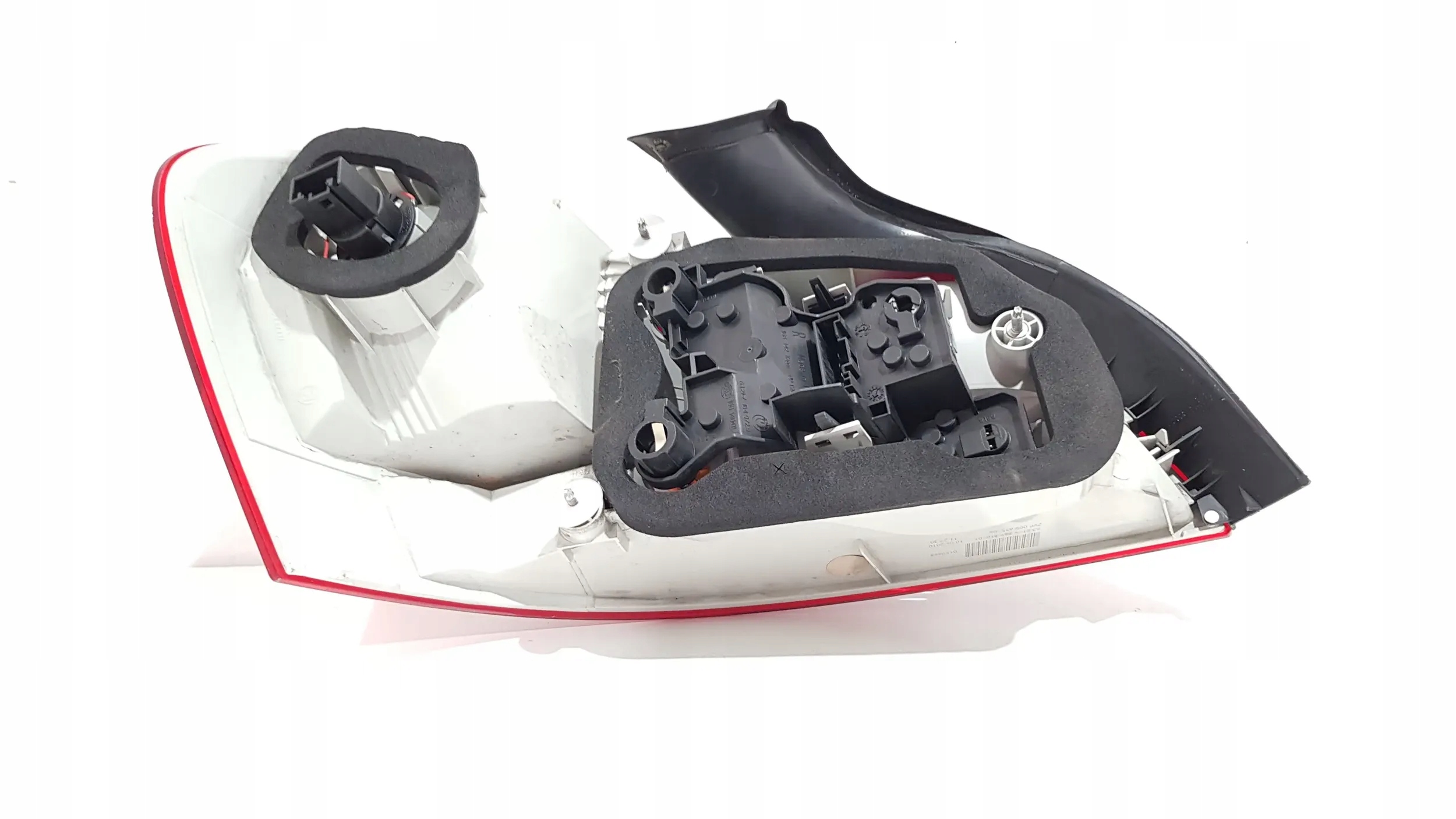 фонарь правый задний BMW E82 Купе кабриолет 2VP009615-04