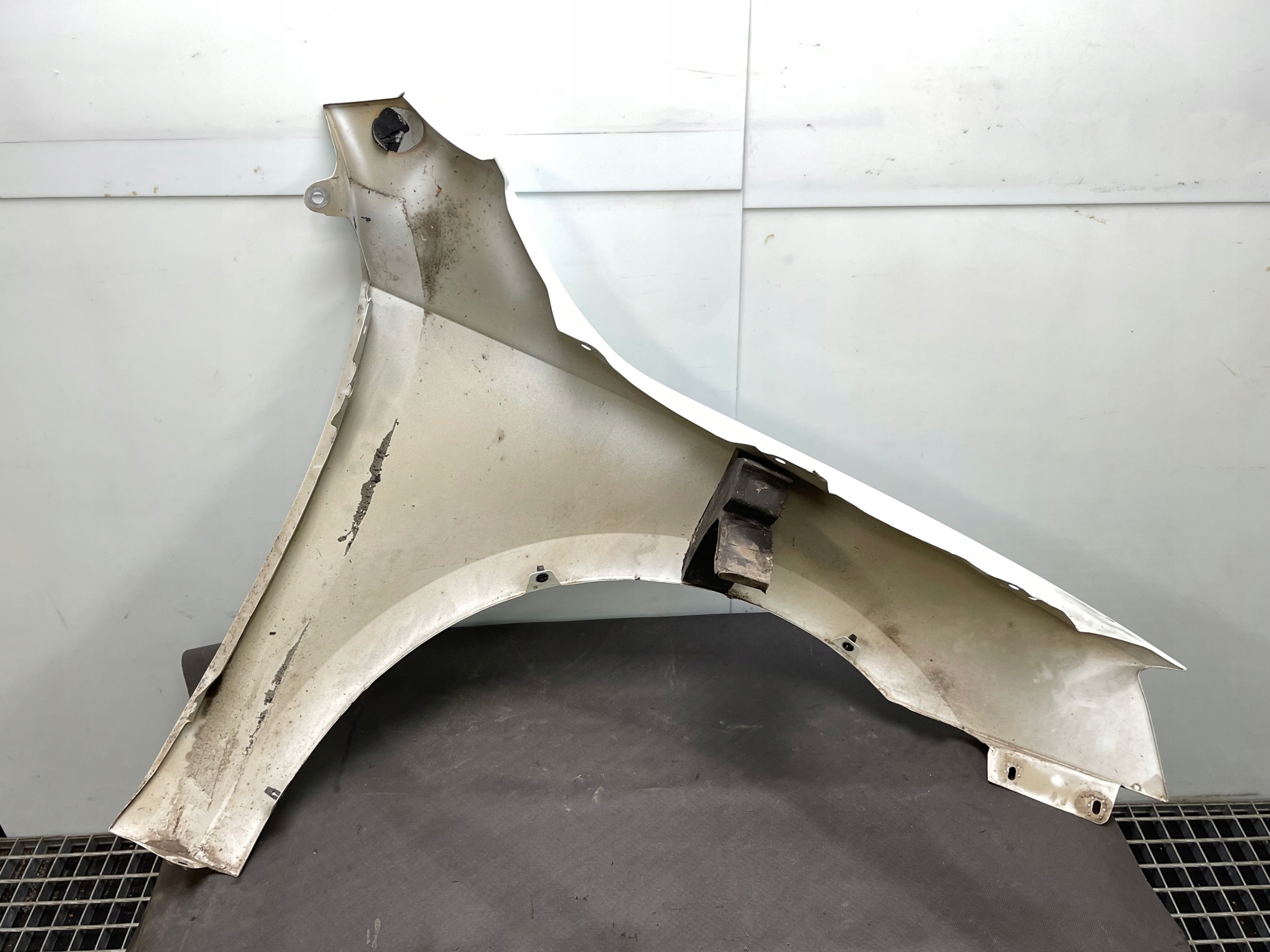 SKODA OCTAVIA III 13- left front fender LF9F original LAKIER