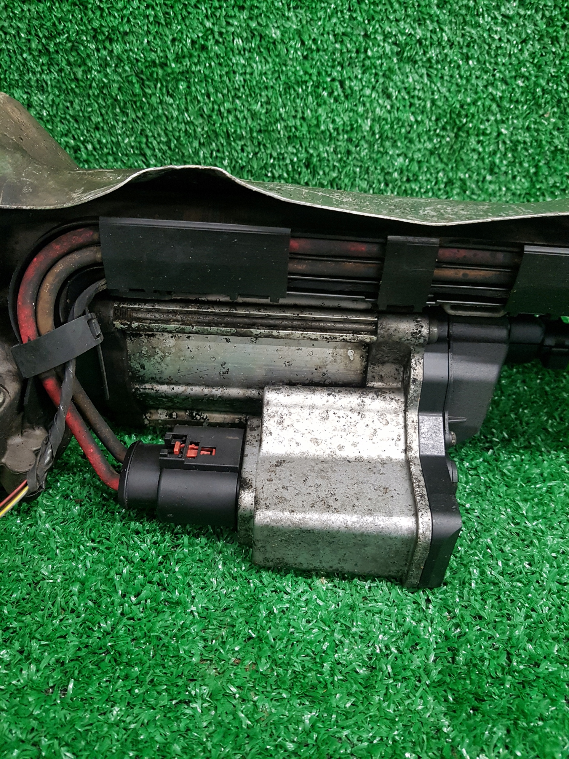 control ZE WSPOMAGANIEM VOLKSWAGEN GOLF 5 2.0TDI 1K1909144M