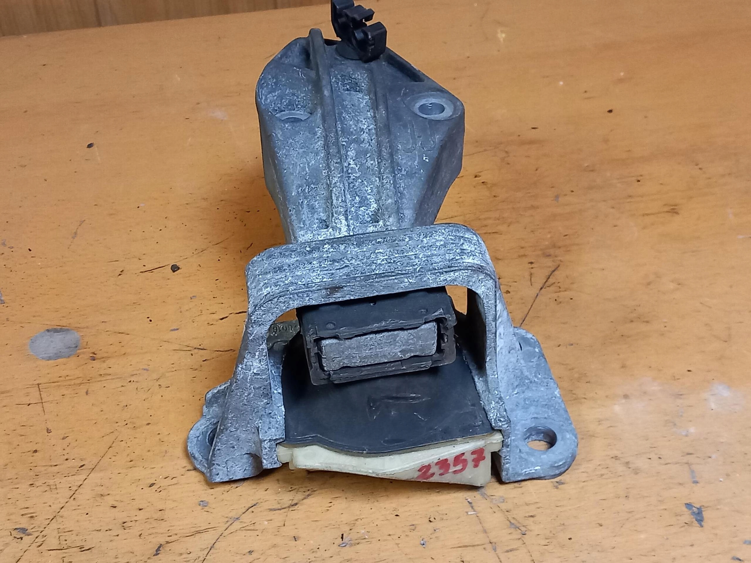 engine mount RENAULT SCENIC III 1.5 DCI 08-16