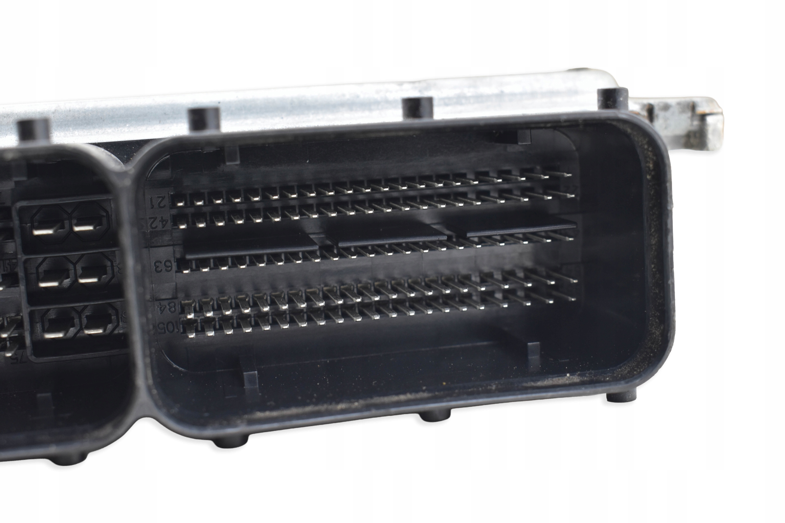 computer control unit of the engine GOLF VII CUPRA III AUDI A3 8V 2.0 TSI 06K907425B