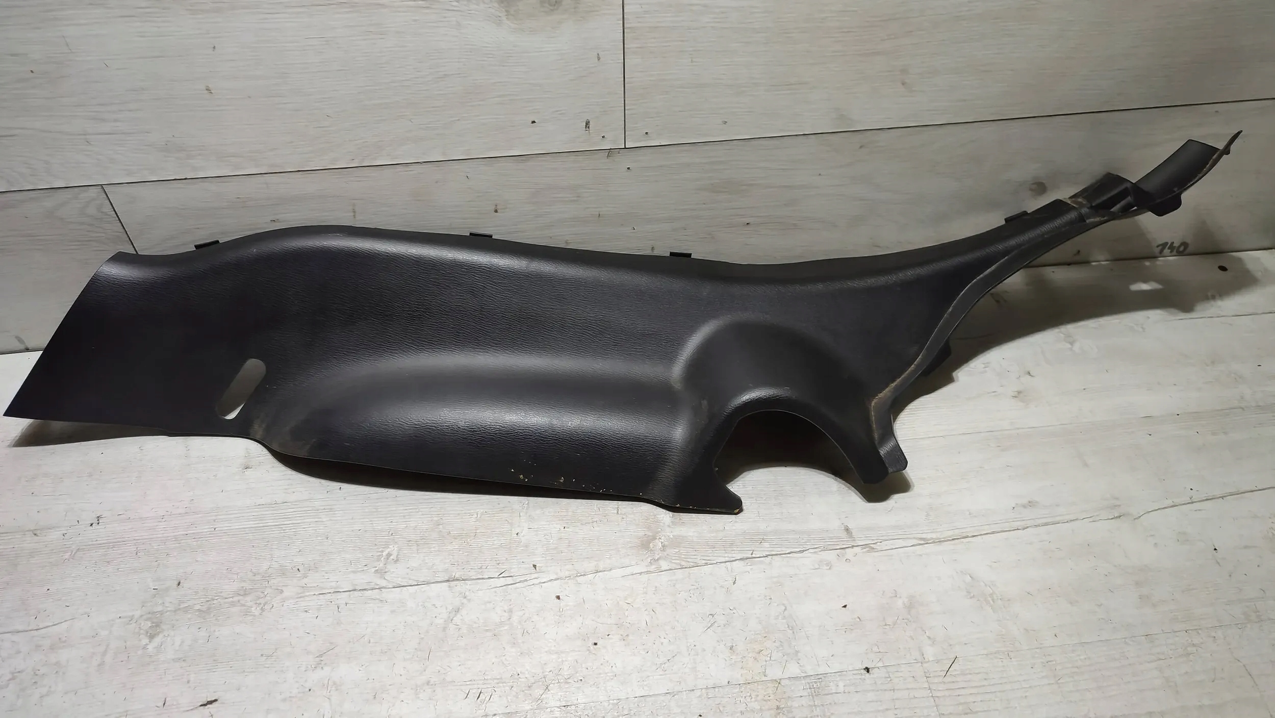 Mazda 3 III BM 17r left side mouldings threshold cap