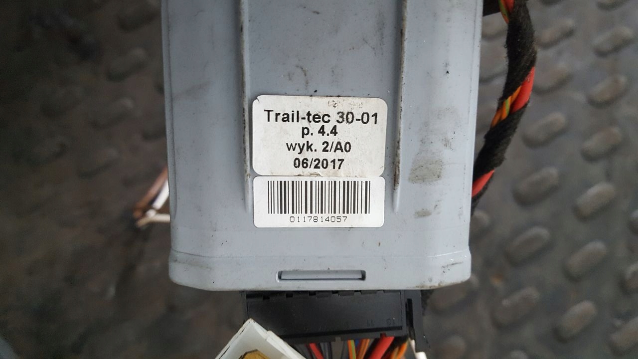 tow VW Touran LIFT
