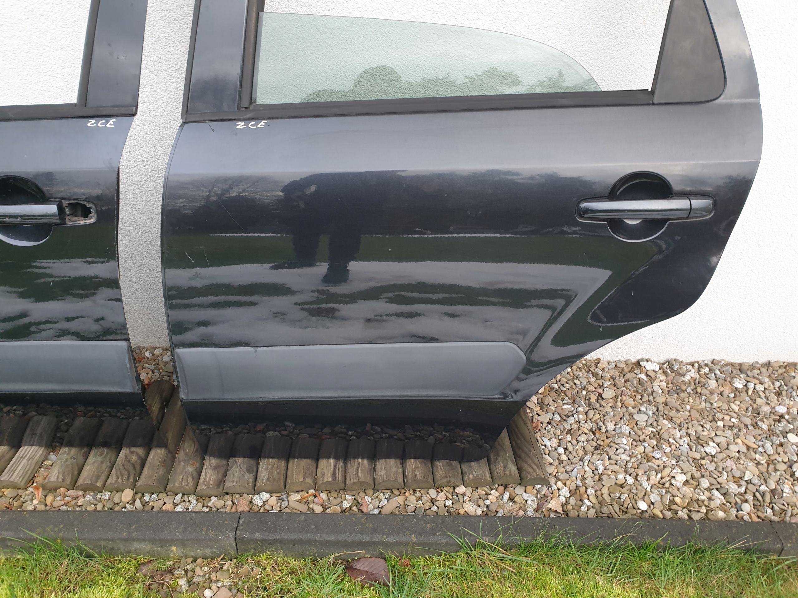 Tür links SUZUKI SX4 2006-2013 GORLICE ZCE