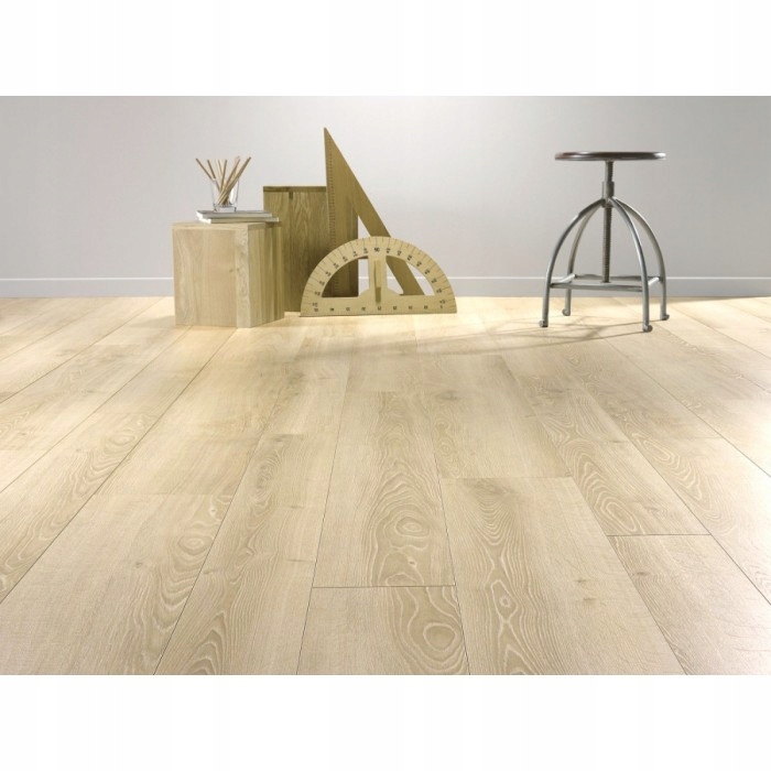 Panele Podłogowe 435 VICENCE 12mm AC6. CHIC Rodzaj panele laminowane