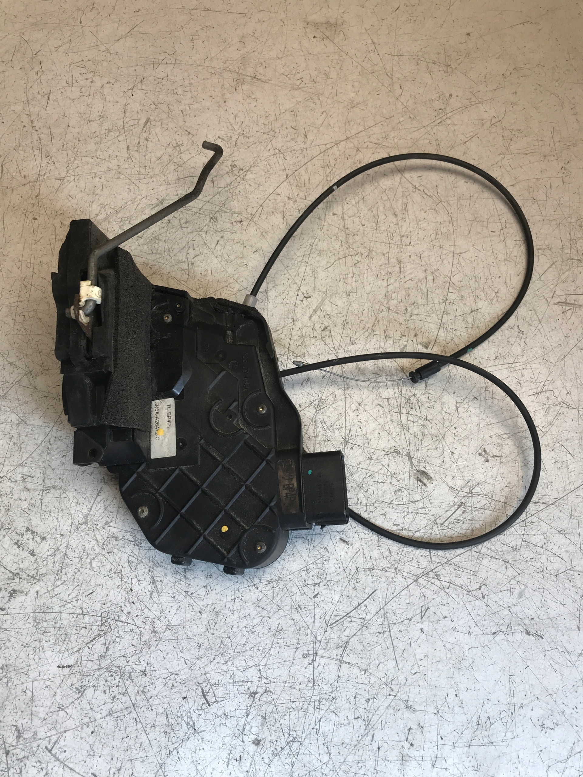 lock door right rear part MAZDA 3 BK 3N6A-A26412-C