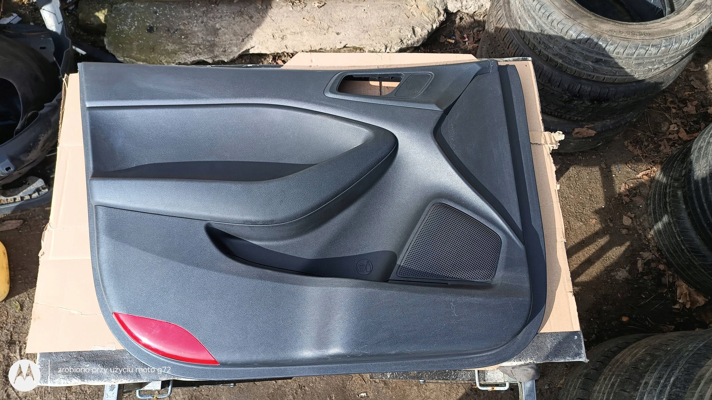 HYUNDAI I20 II side upholstery door left front 82370-C8010 2014