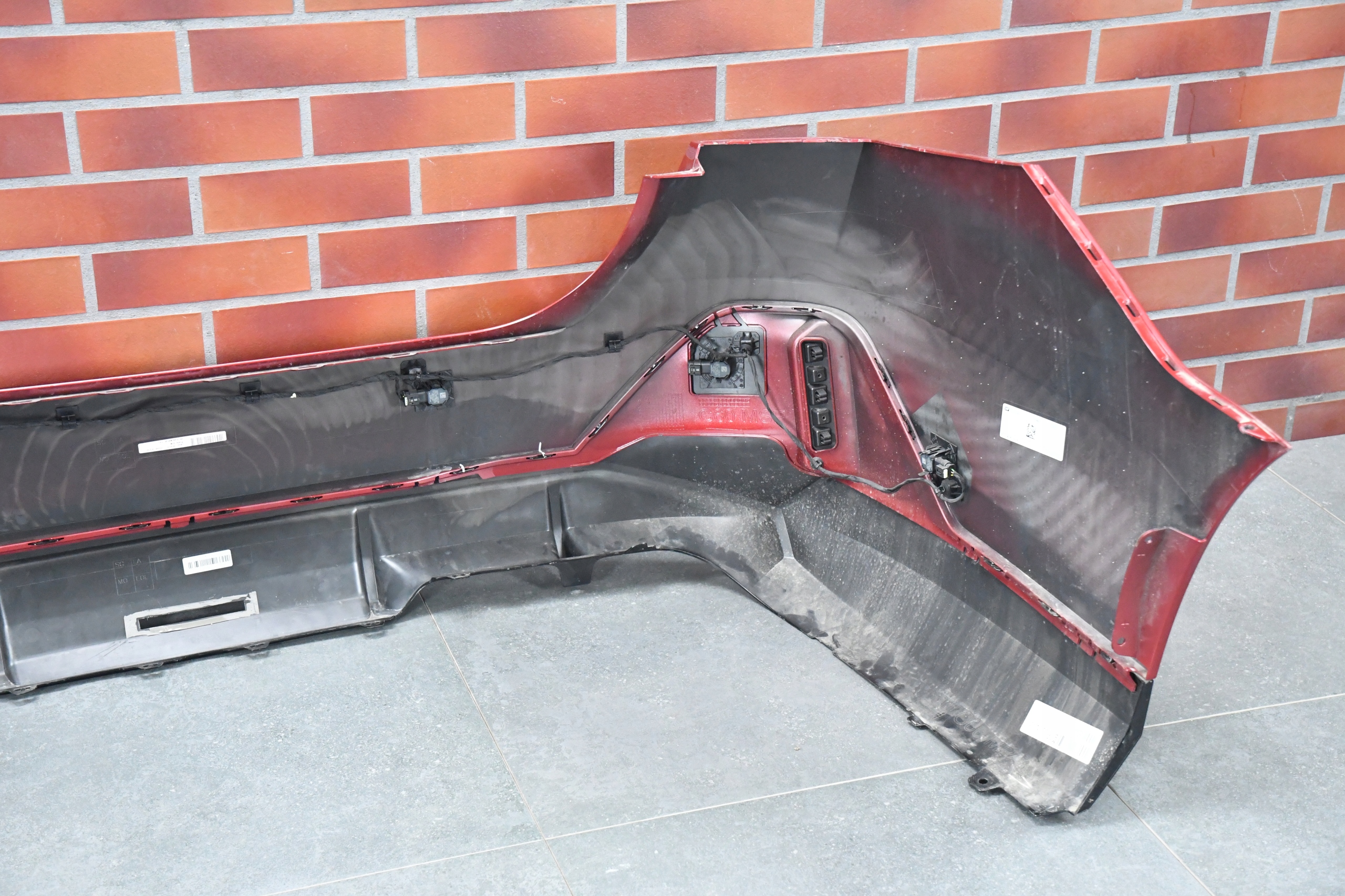 bumper rear part rear BMW 5 G60 m-packet C68 FIRE RED METALLIC