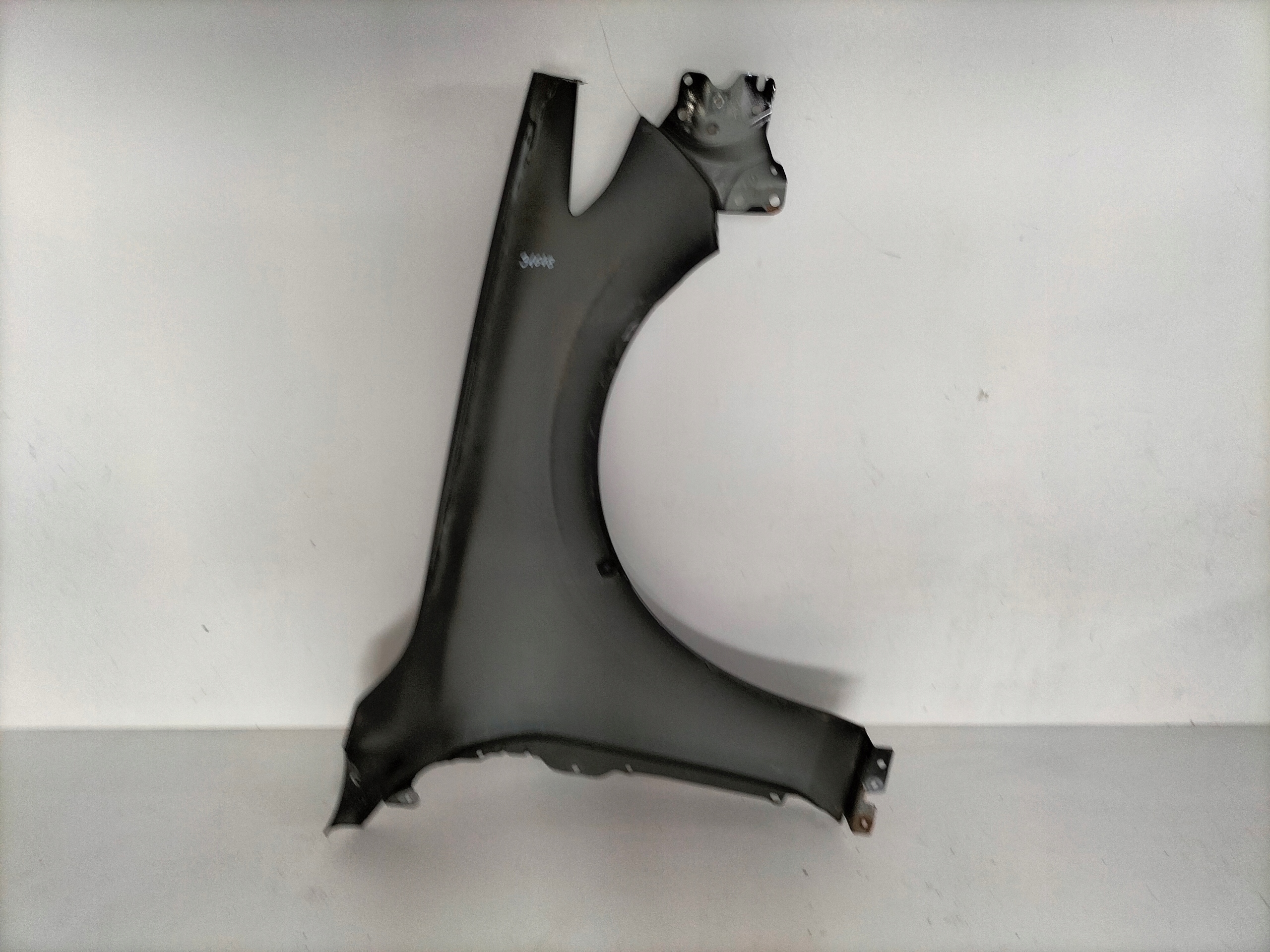 fender front front left MAZDA 3 BP 19