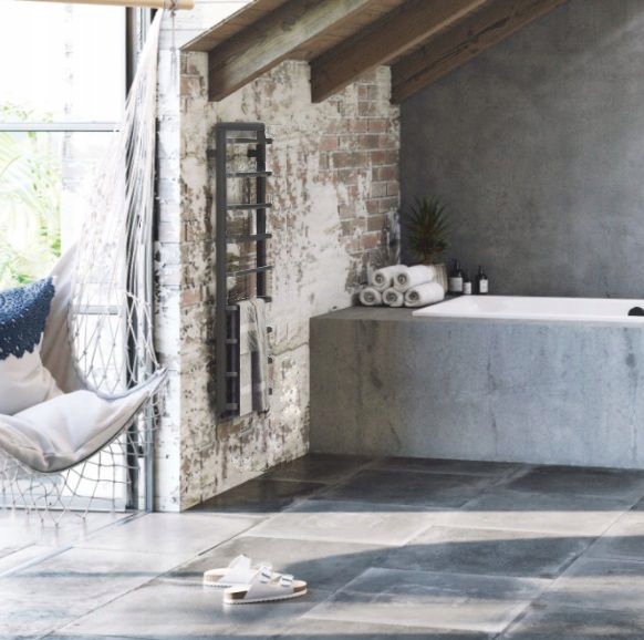 GRZEJNIK ŁAZIENKOWY DEKORACYJNY MOKA 94/30 CZARNY Kolor biały czarny szary