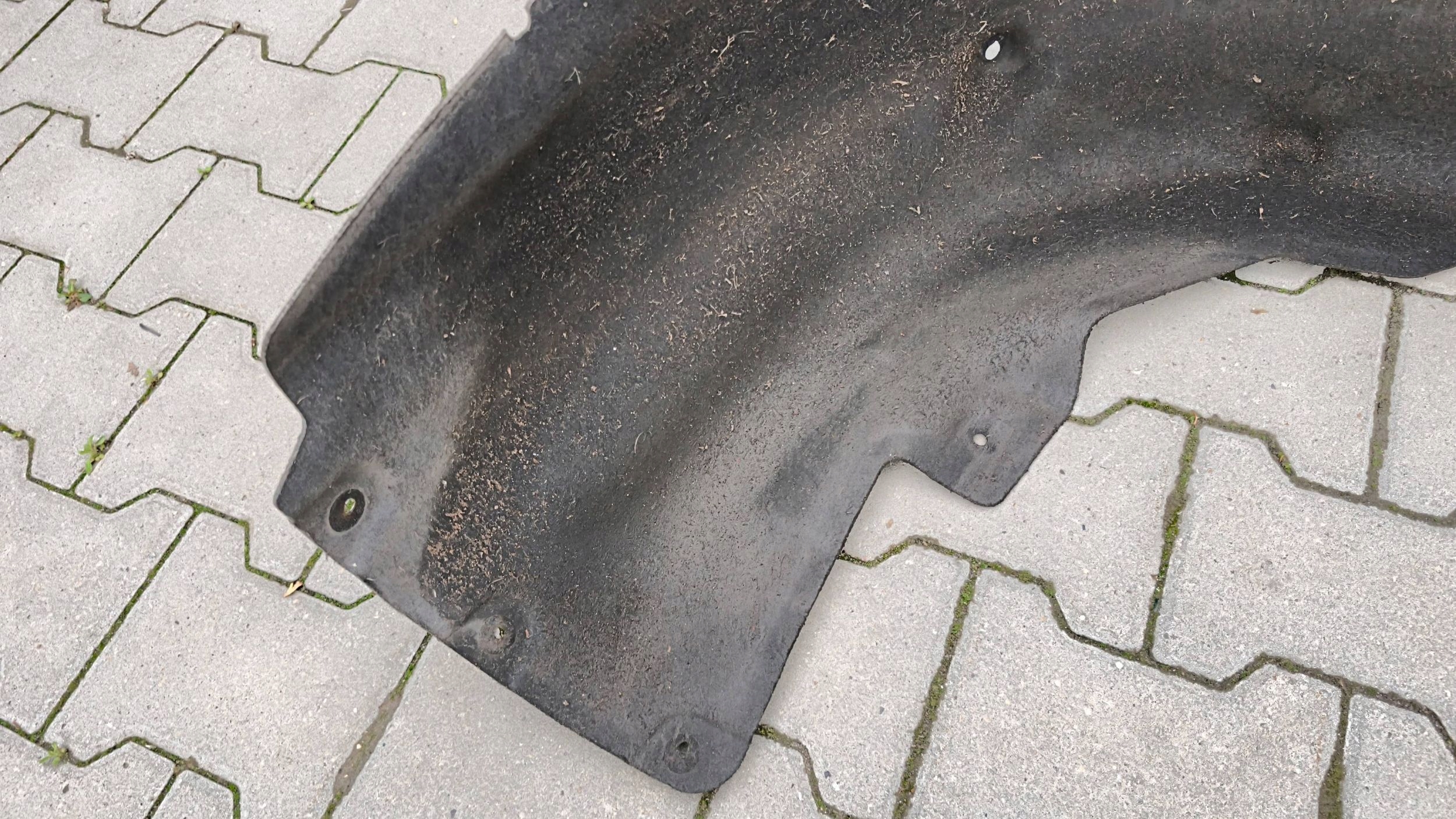 BMW 5 G30 G31 G38 7441181 mudguard rear. left KOMBI