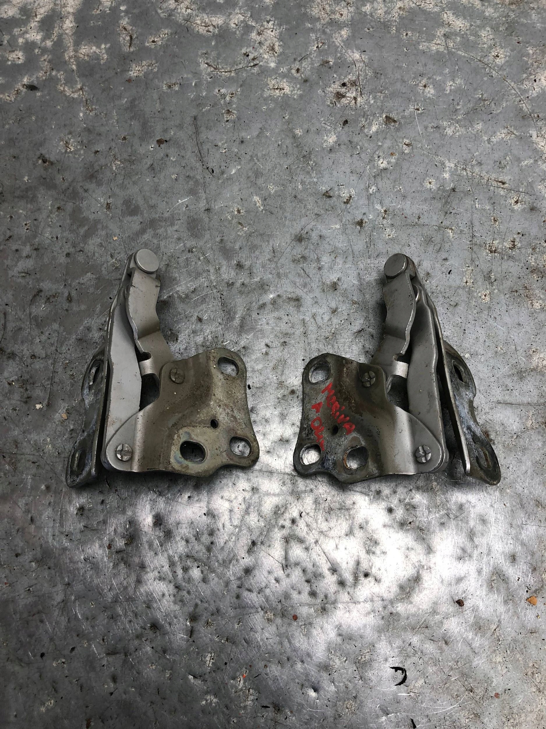 Cerniere cofano OPEL MERIVA A 93299987 93299986