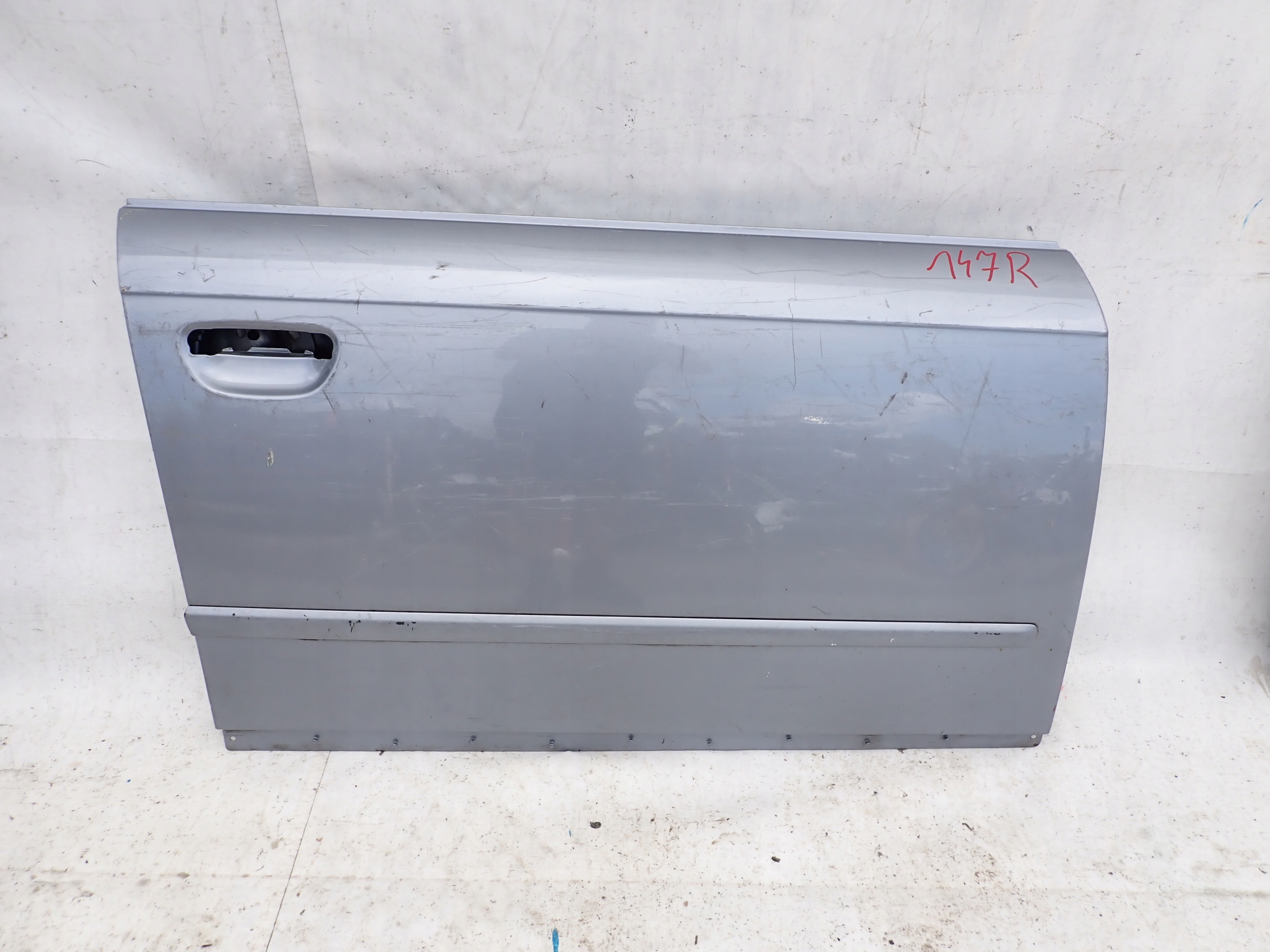 AUDI A4 B6 LIFT 04- dveře pravé předek přední