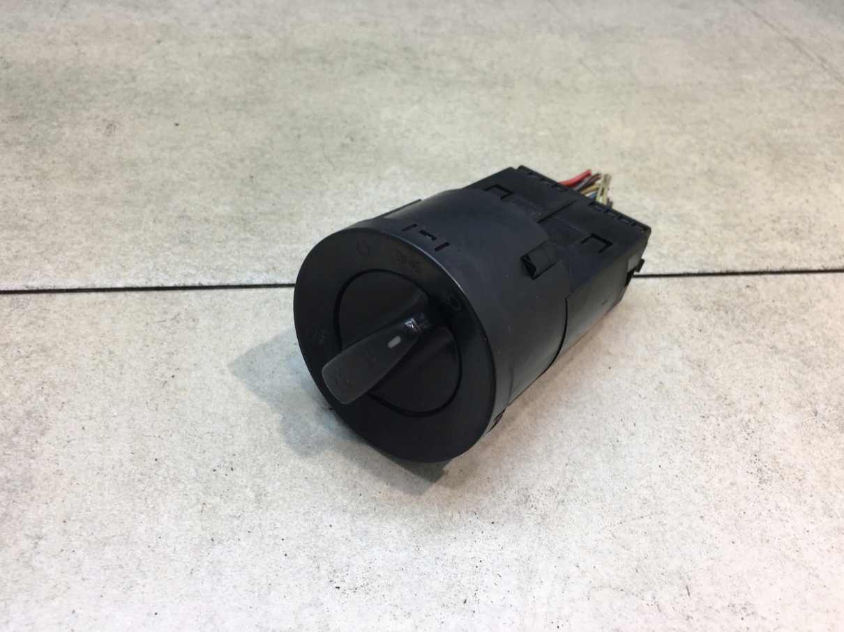 interruttore luci VW LUPO 1C0941531