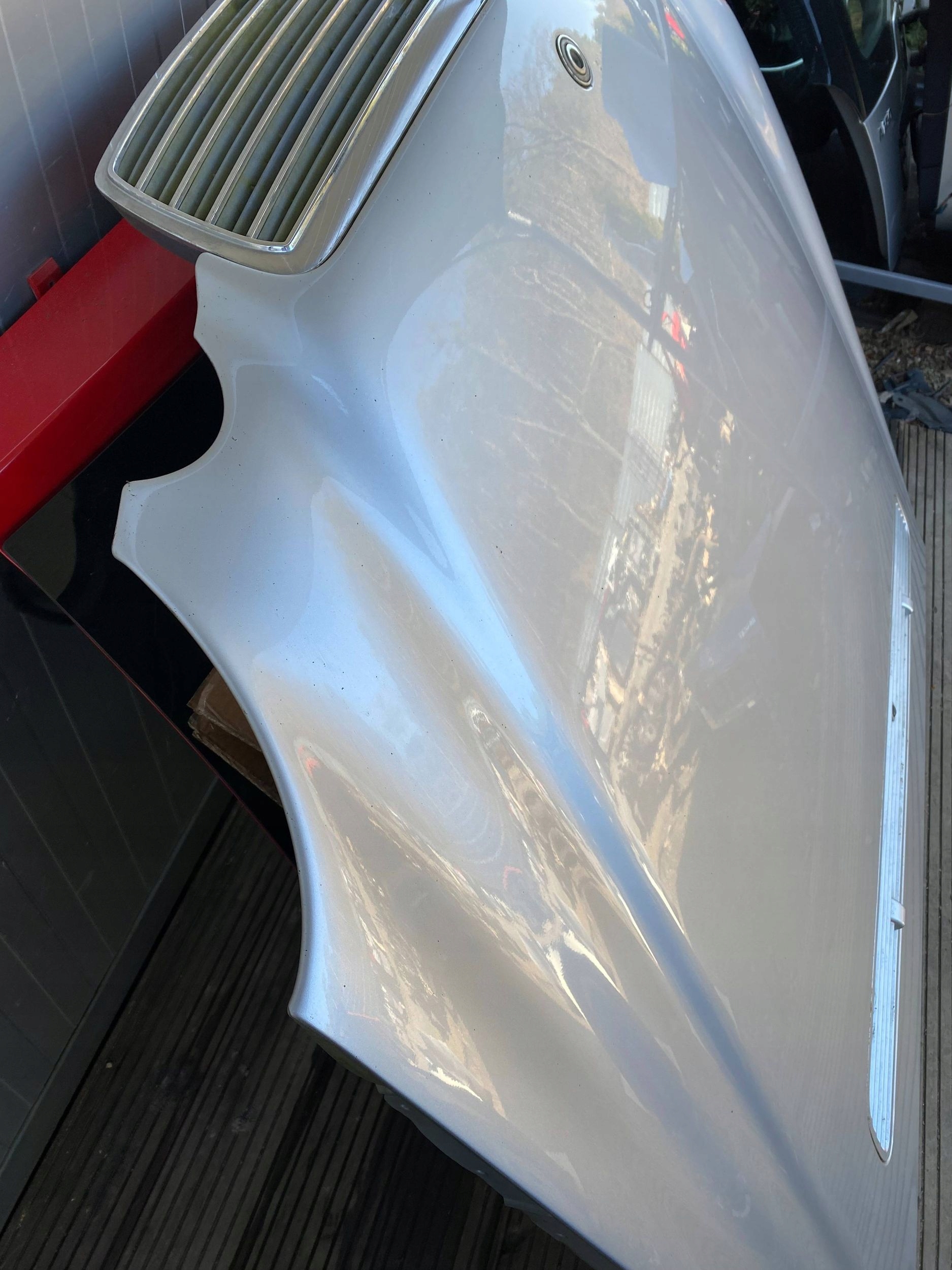 MERCEDES E W211 KOMBI 3.2 CDI bonnet front C744