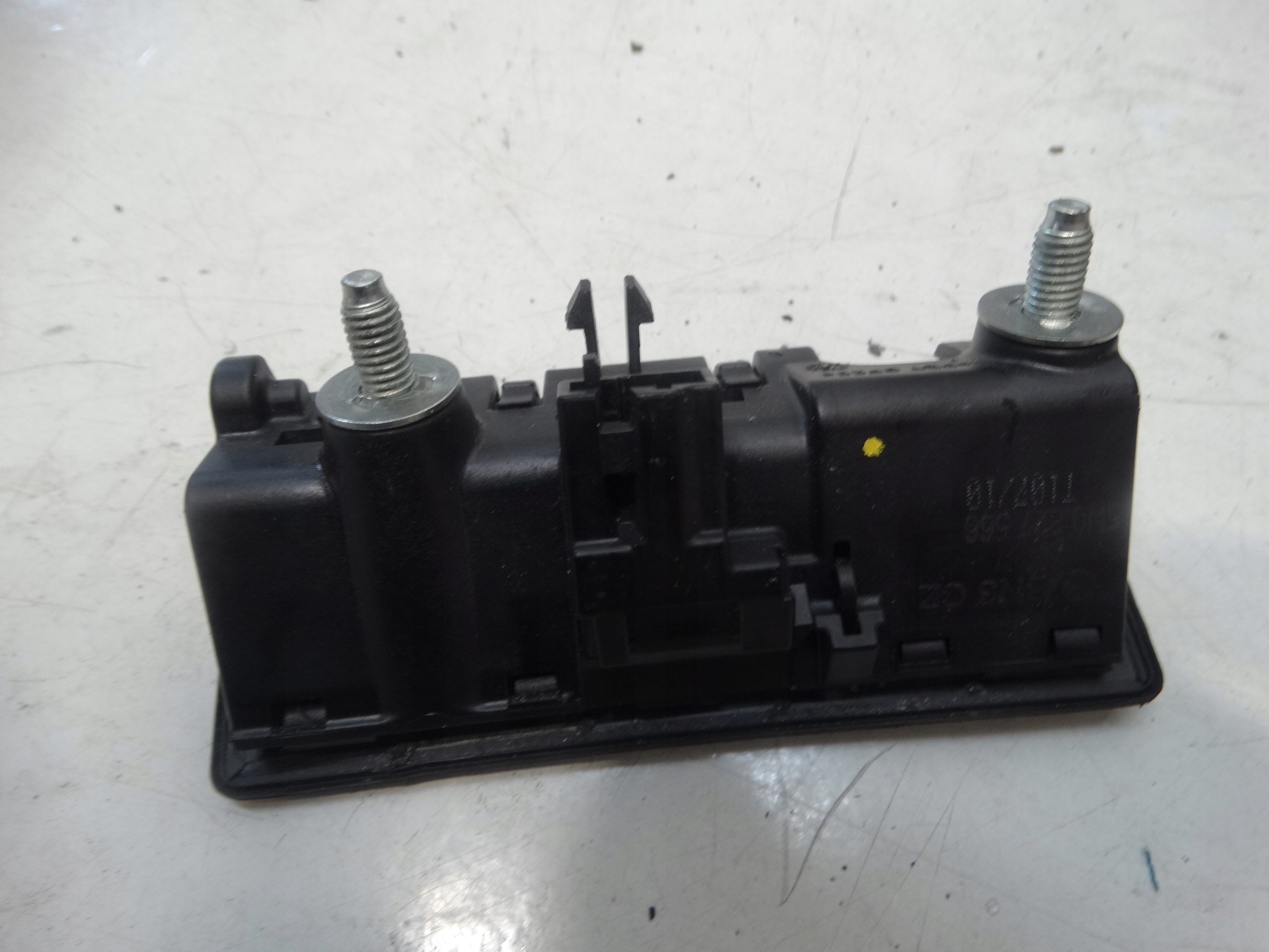 handle button bonnet boot VOLKSWAGEN AUDI SKODA 5N0827566