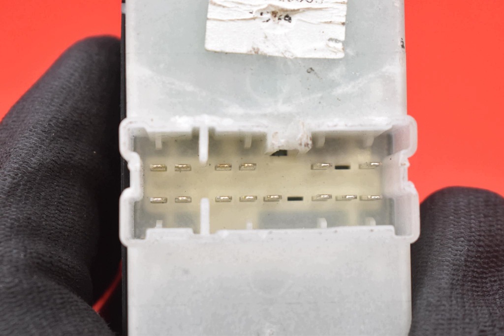 control panel of the window EU NISSAN ALTIMA 3 III L31 02-05