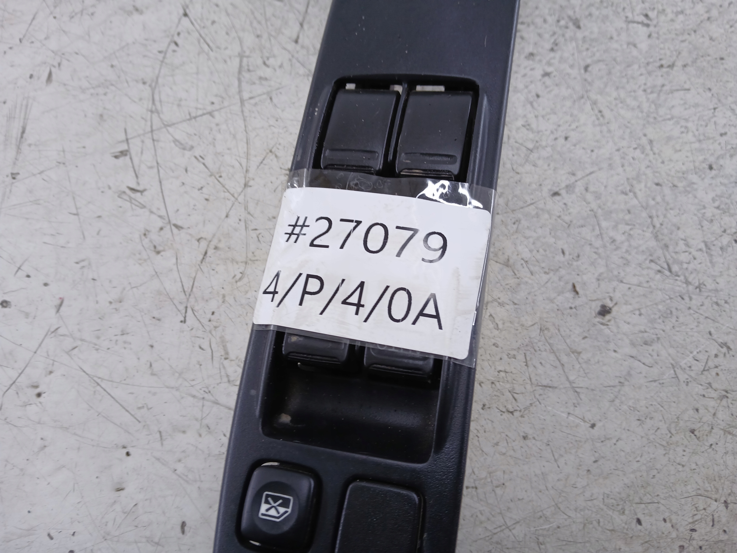 SUBARU IMPREZA PANEL okna levý předek řidičů