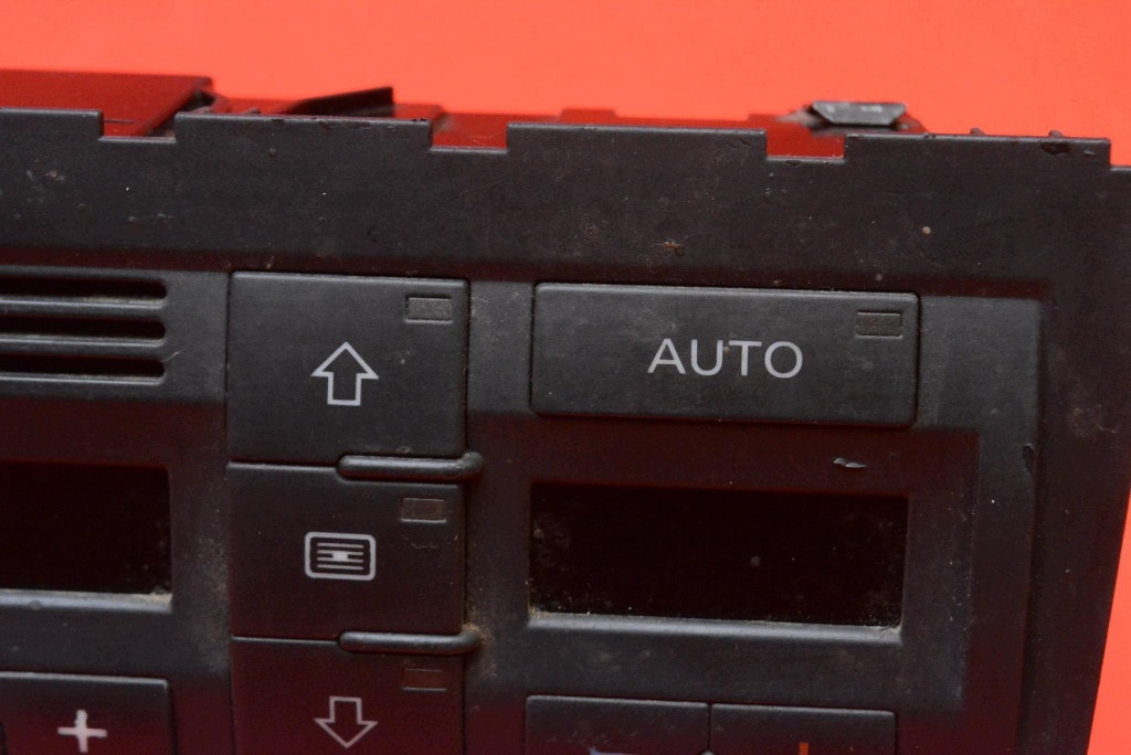 control panel air conditioning devices KLIMY 8E0820043AL AUDI A4 B7 04-08
