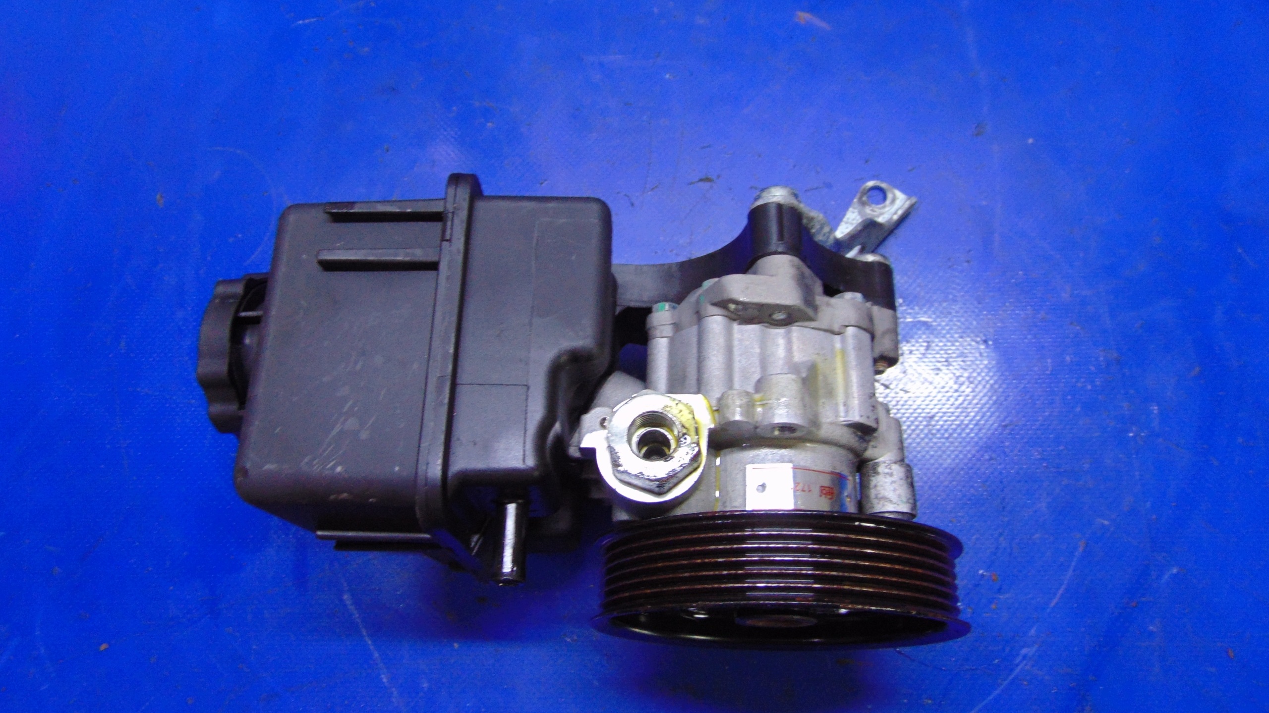 servo pump 2.2CDI MERCEDES SPRINTER 906 06-18 ROK