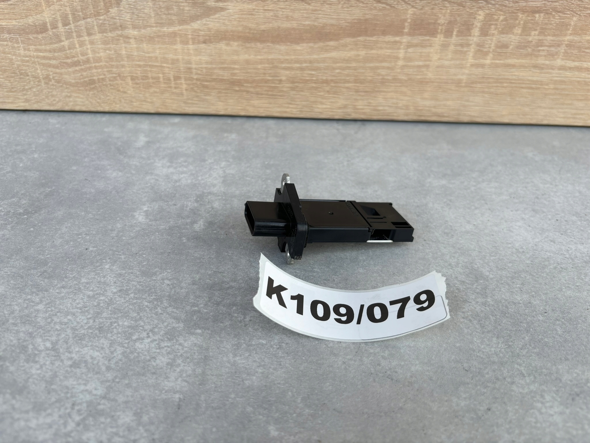 sensor flow meter air NISSAN JUKE RENAULT 22680-7S000 K109/079