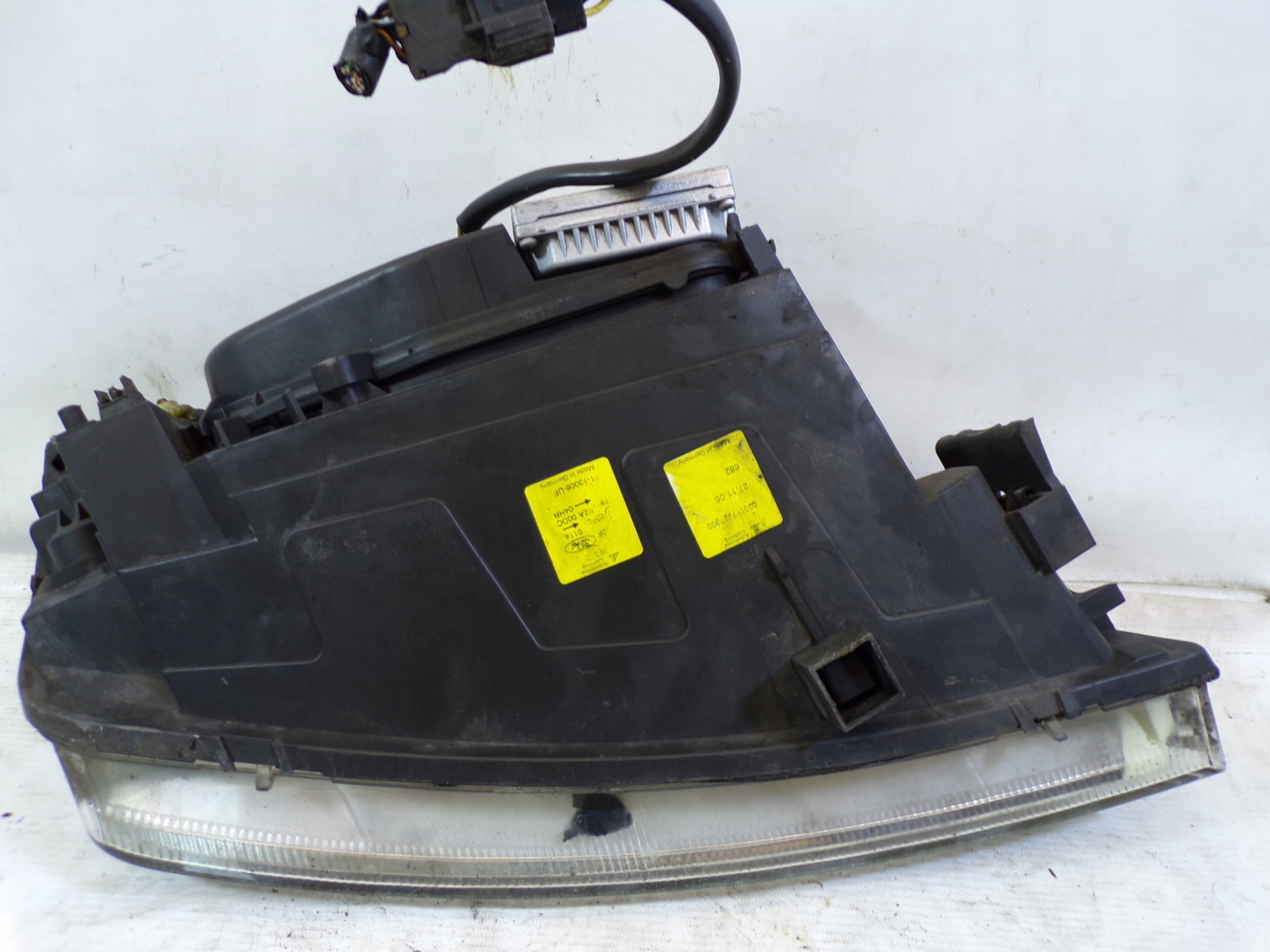 light front front left FORD MONDEO 3 III XENON (K)