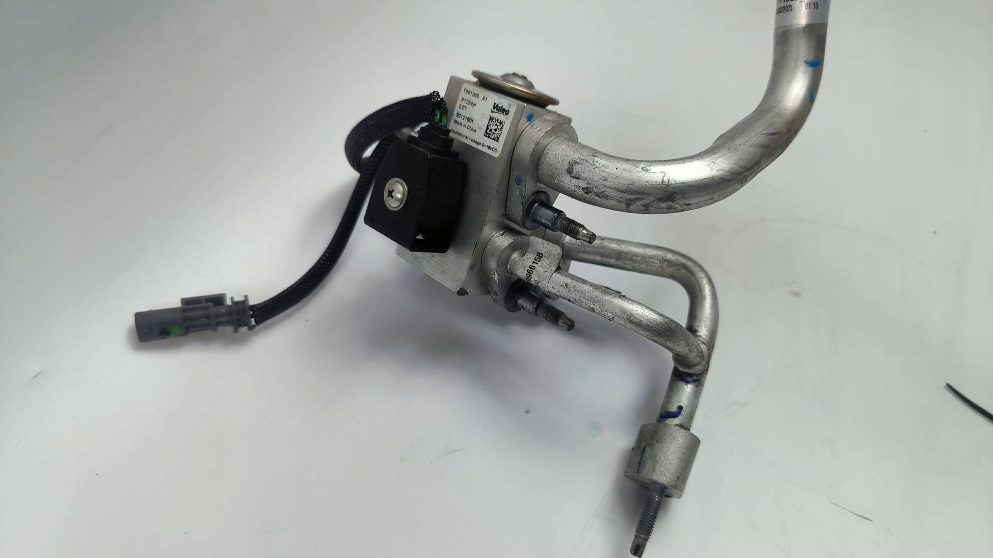 vedení klimatizaci 9853702380 PEUGEOT E-208