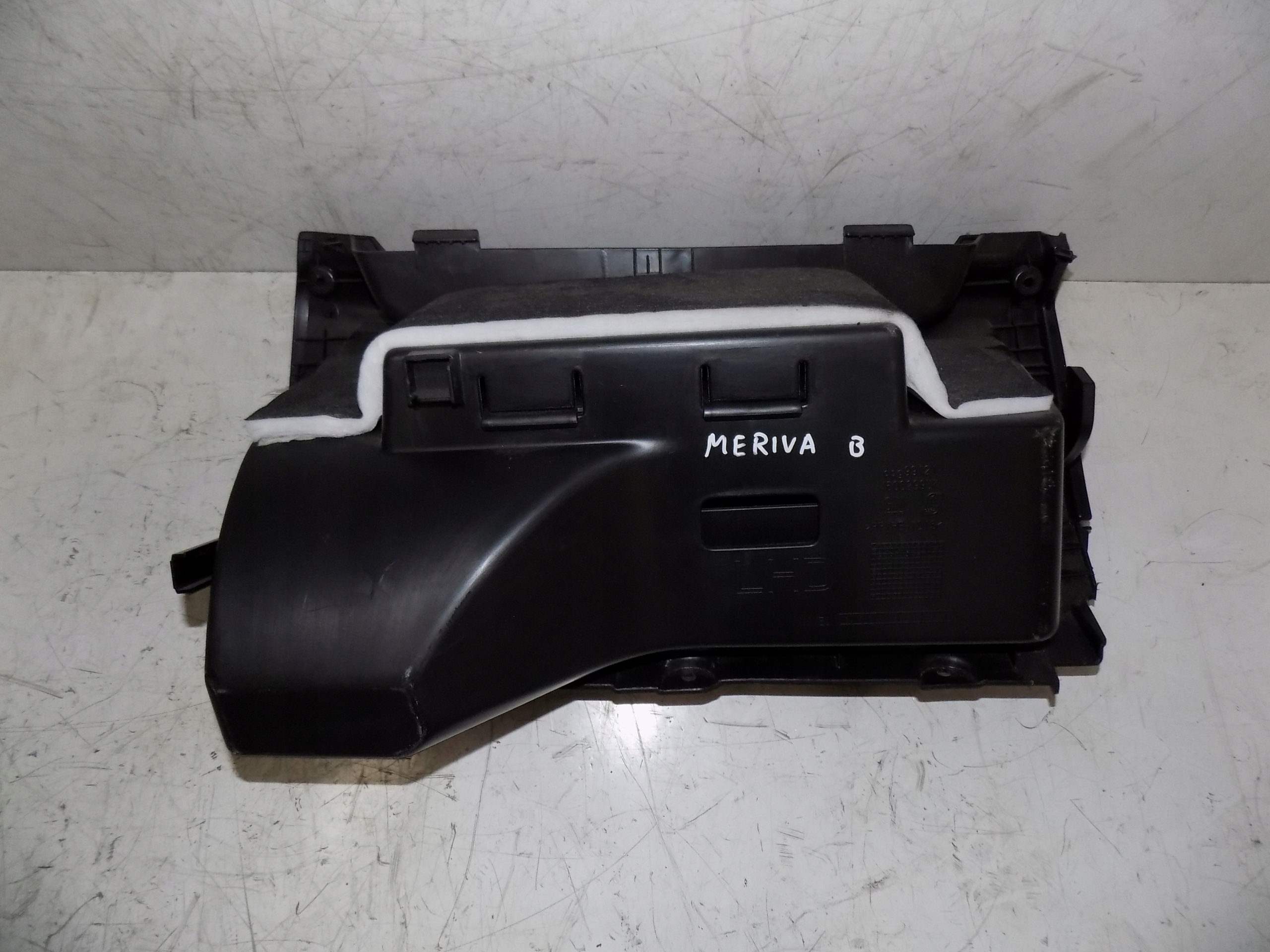 бардачок пассажира opel Meriva B 2010- европа