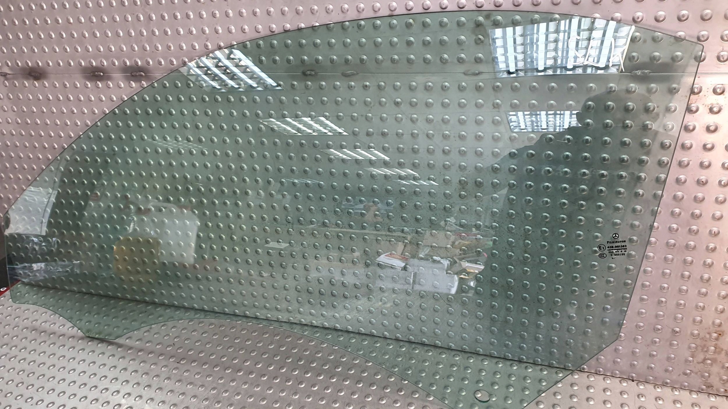 window left MERCEDES SLK W172 11