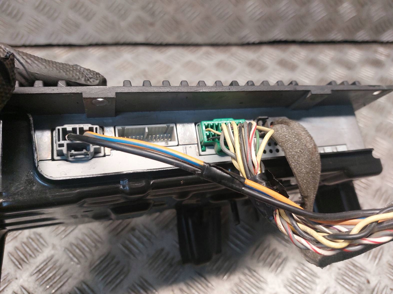 AMPLIFICATORE AUDIO VOLVO C30 e 31282140 31210089
