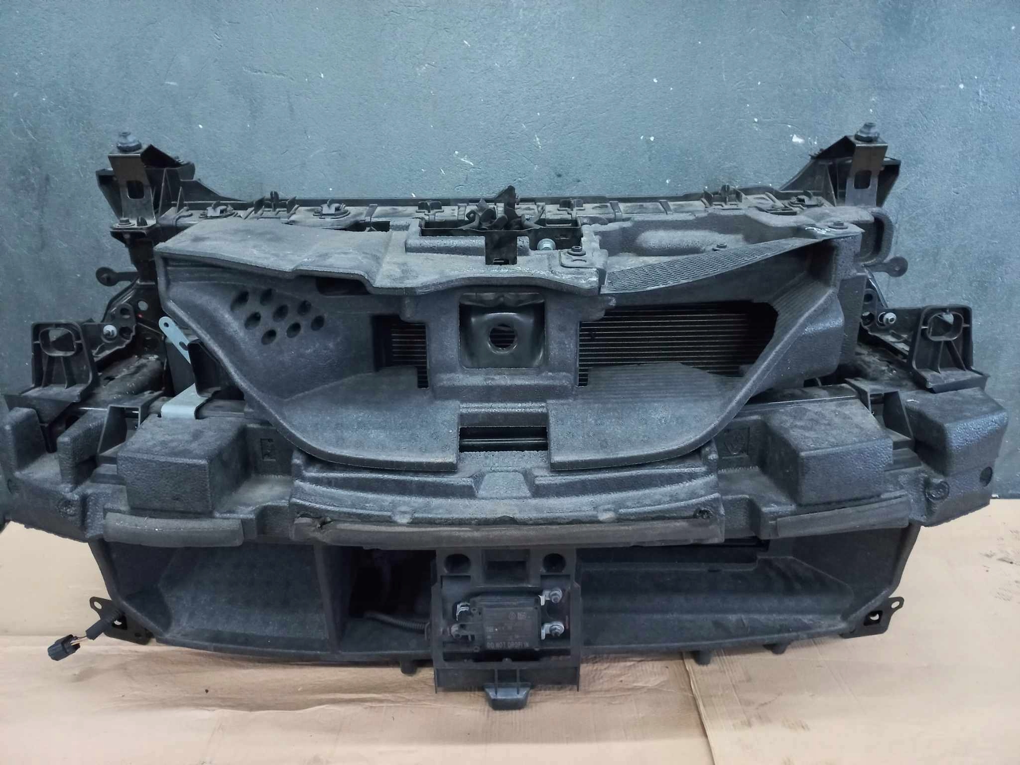 PAS PRZEDNI CHŁODNICE RENAULT CAPTUR II 1.0 TCE 11 TYŚ