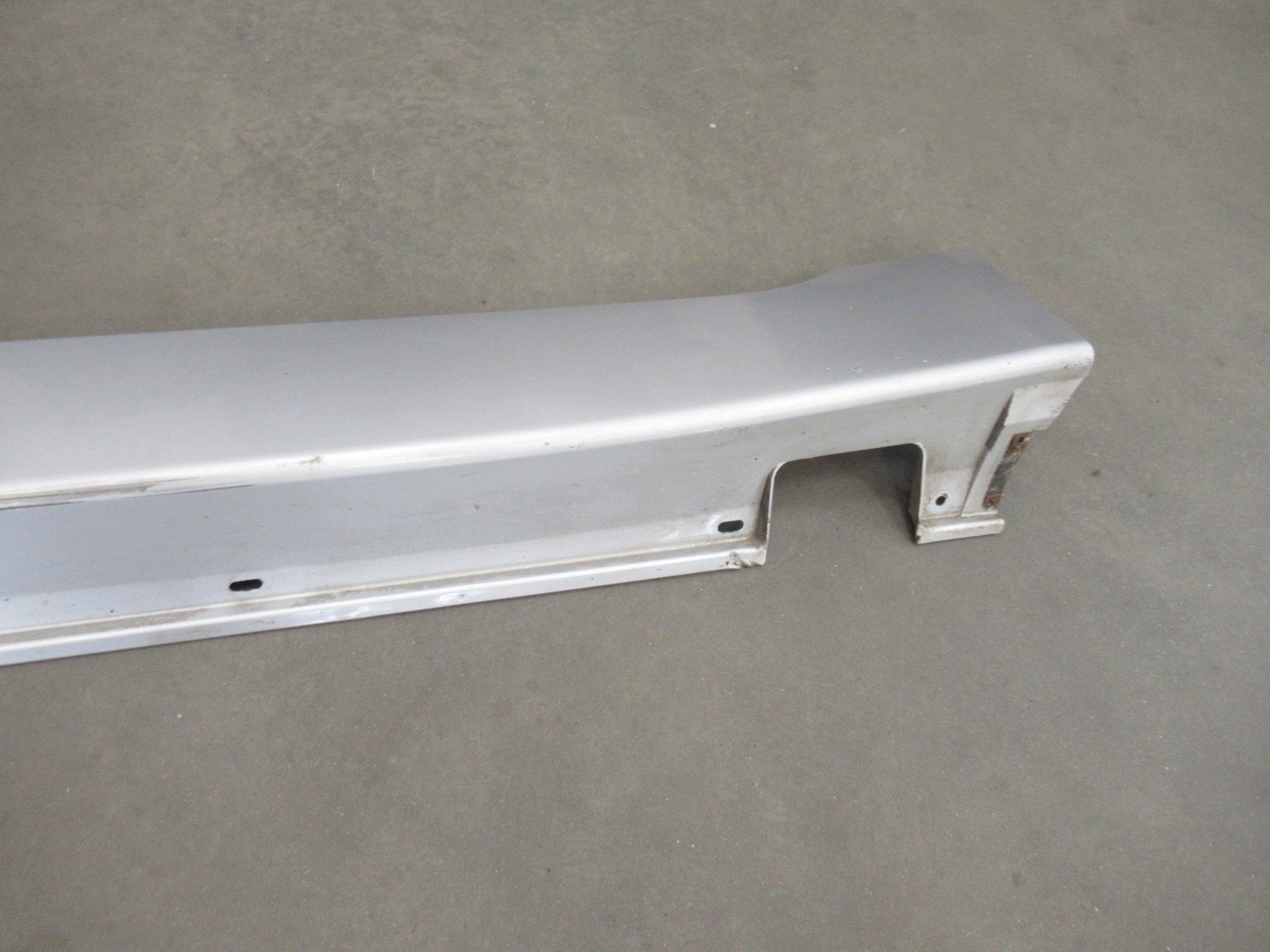 moulding threshold left BMW e60 e61 sedan KOMBI 354 Titansilber