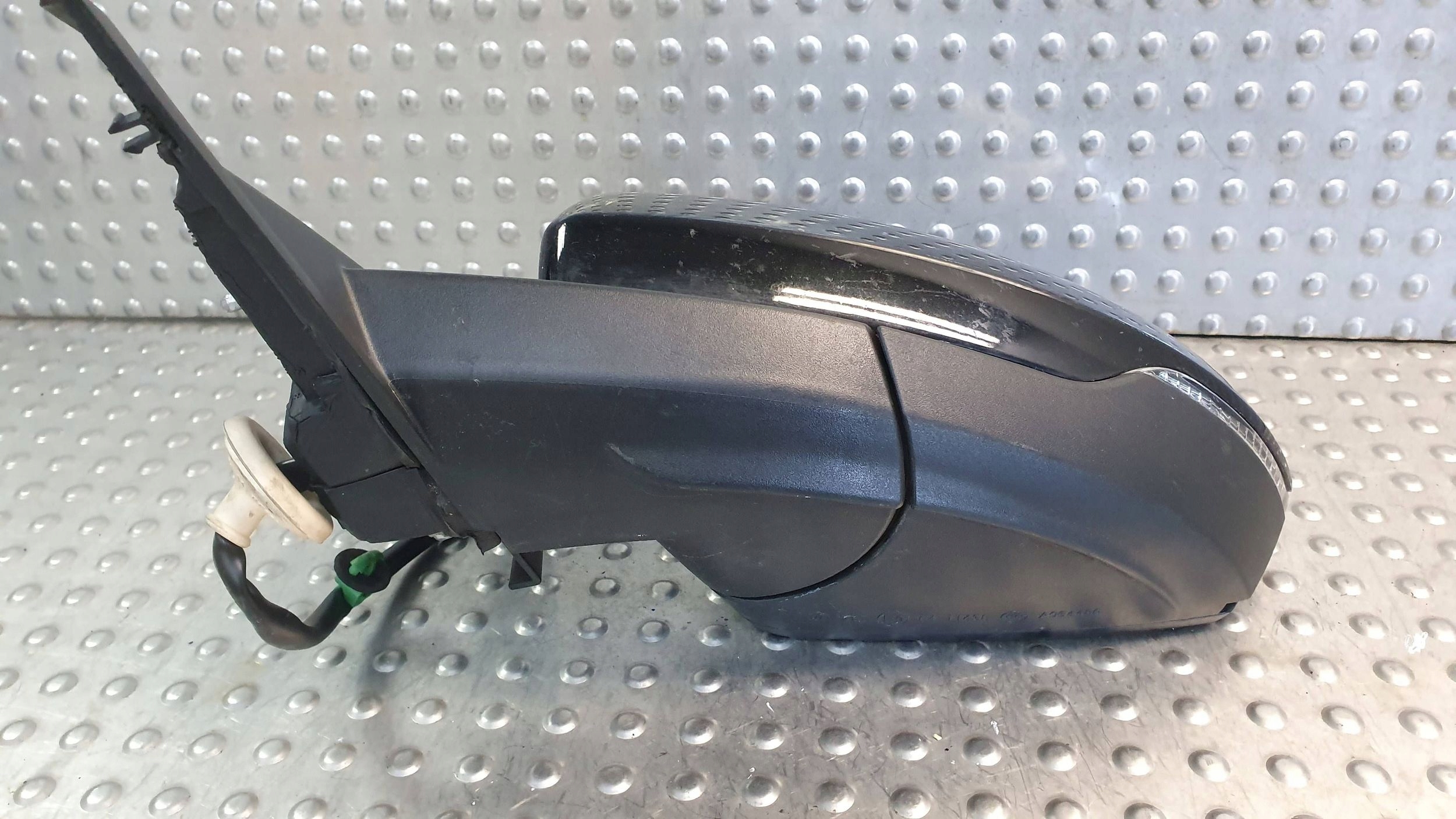 mirror left AUDI A1 II 8 PIN 18