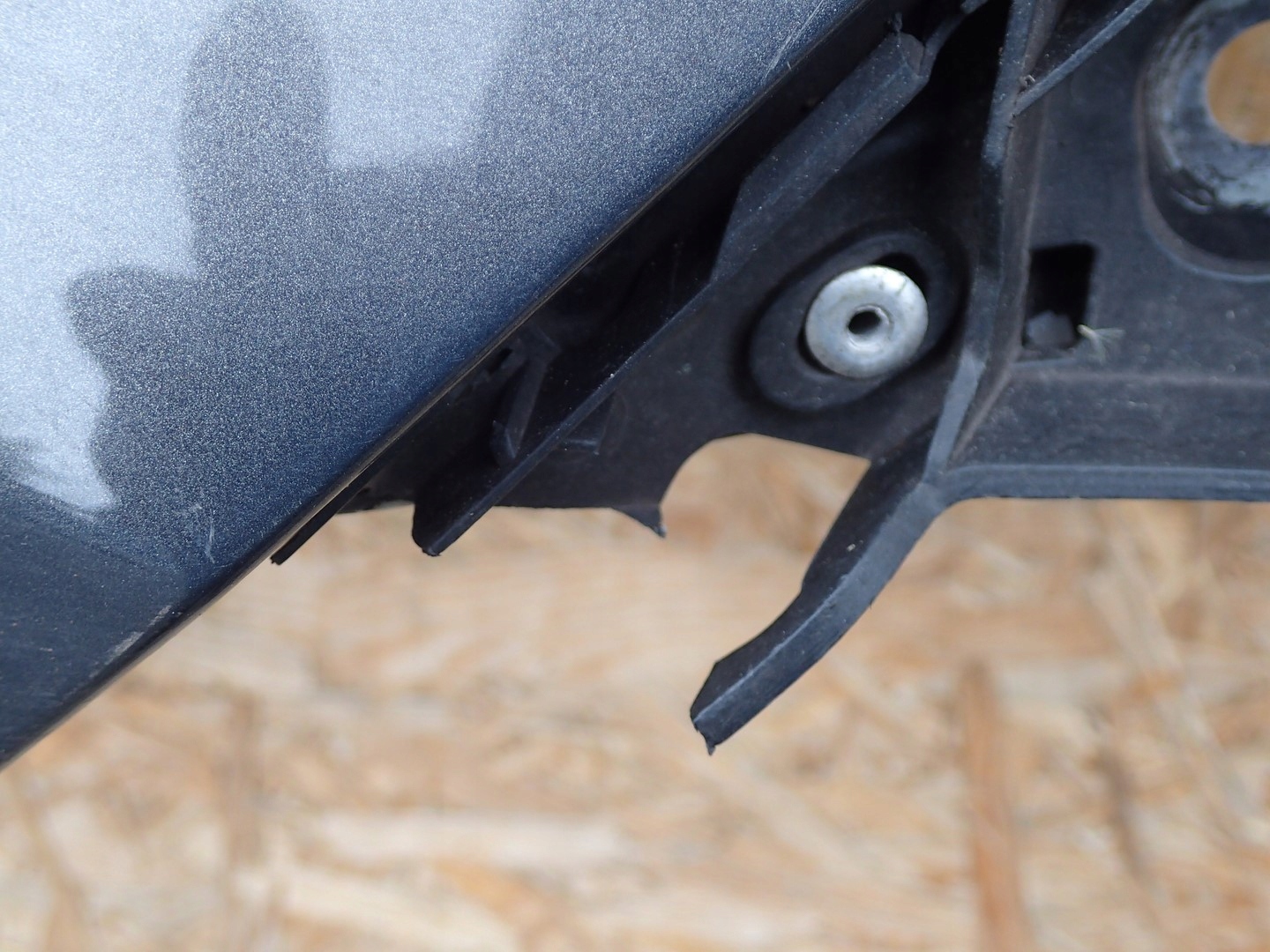 fender right front front OPEL CORSA D 06-14R