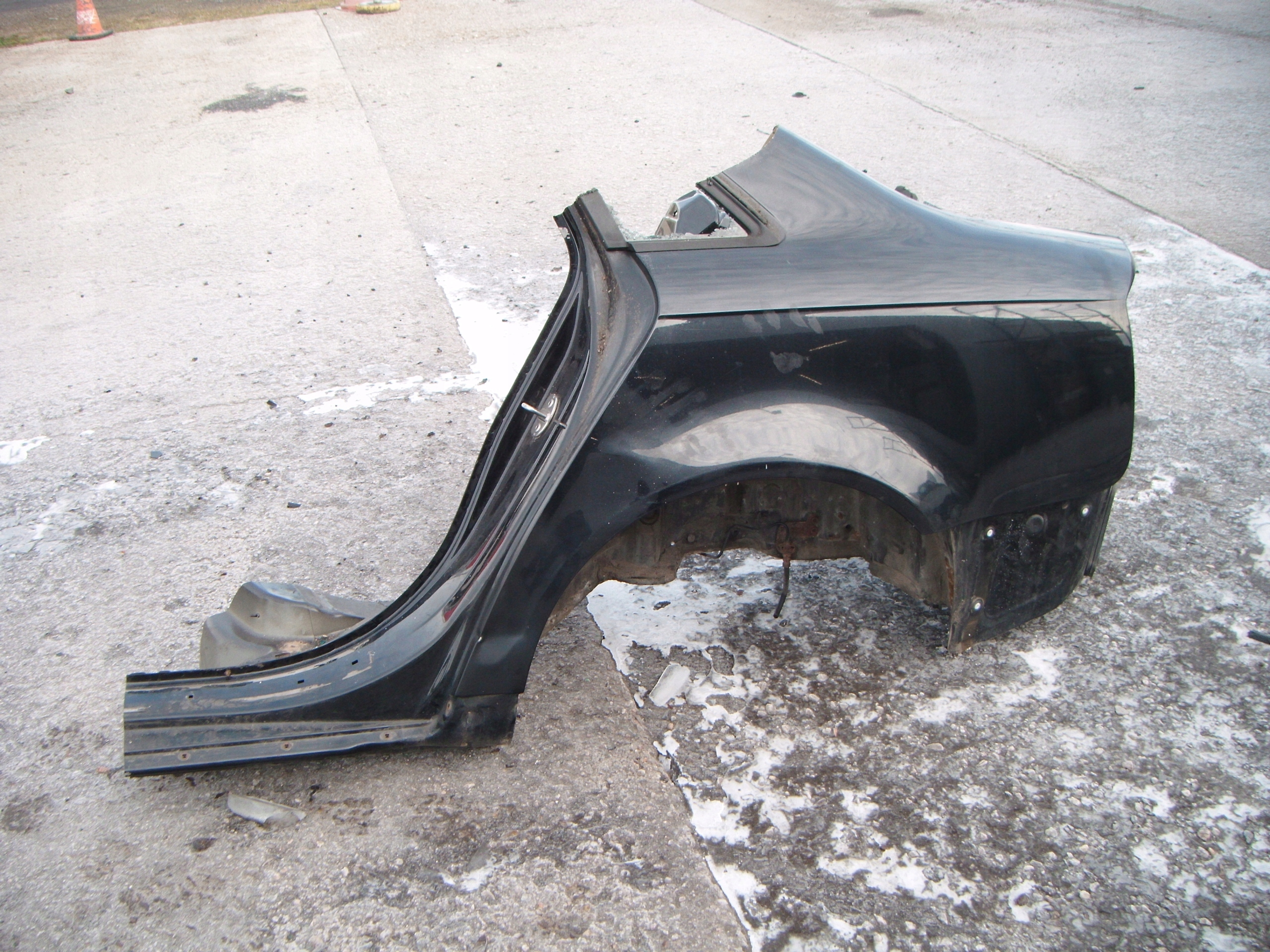 SEAT EXEO 08- LC9Z BŁOTNIK ĆWIARTKA SEDAN