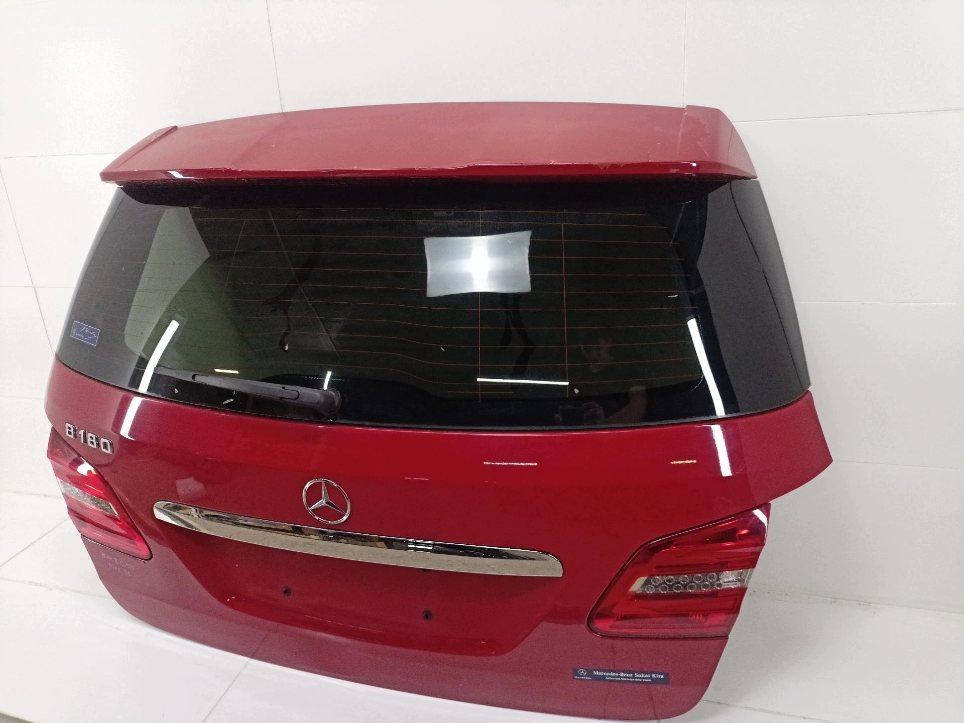 rear trunk door boot Mercedes-Benz B W246 2013