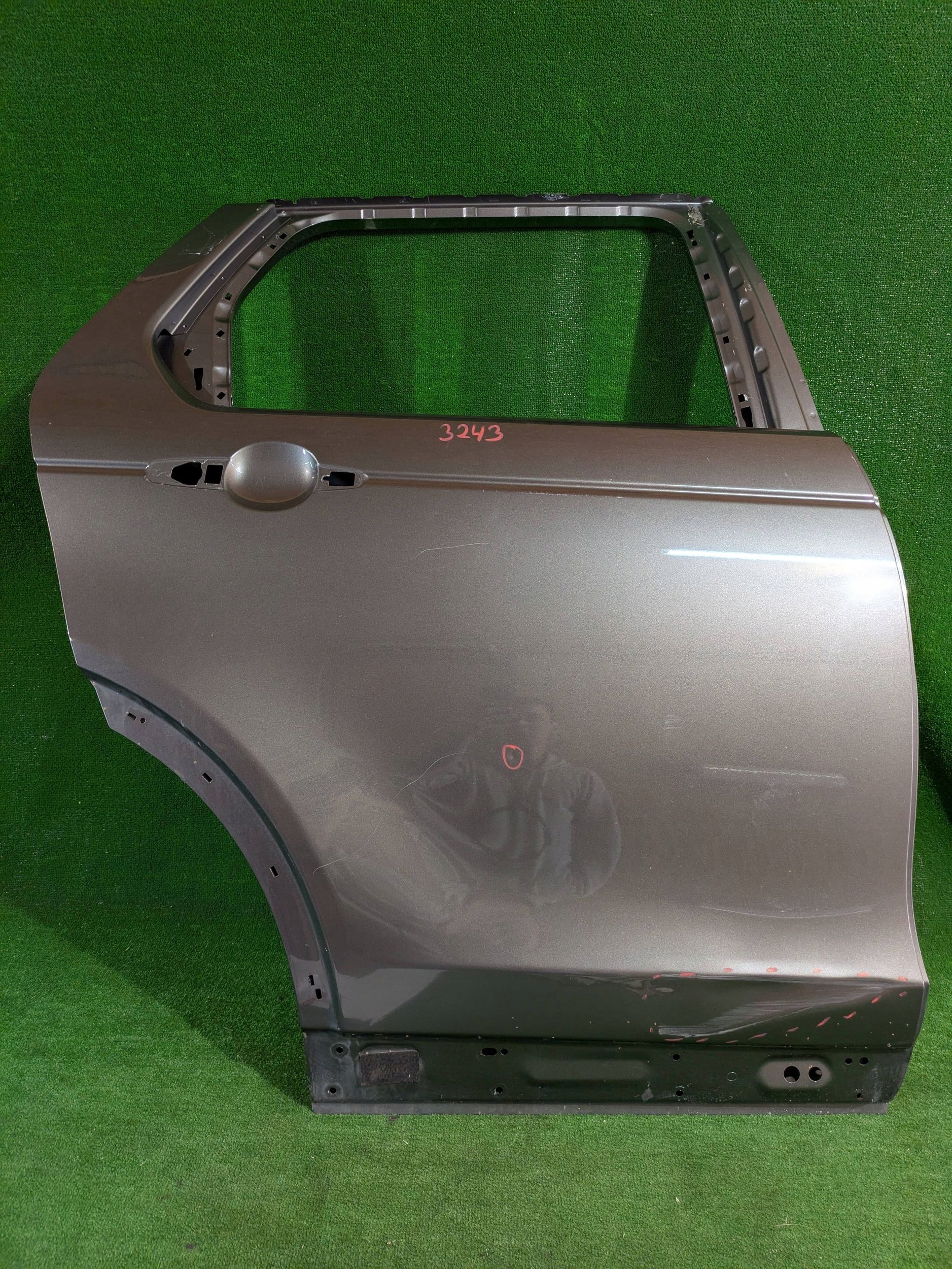 door rear. right right rear part LAND ROVER DISCOVERY V