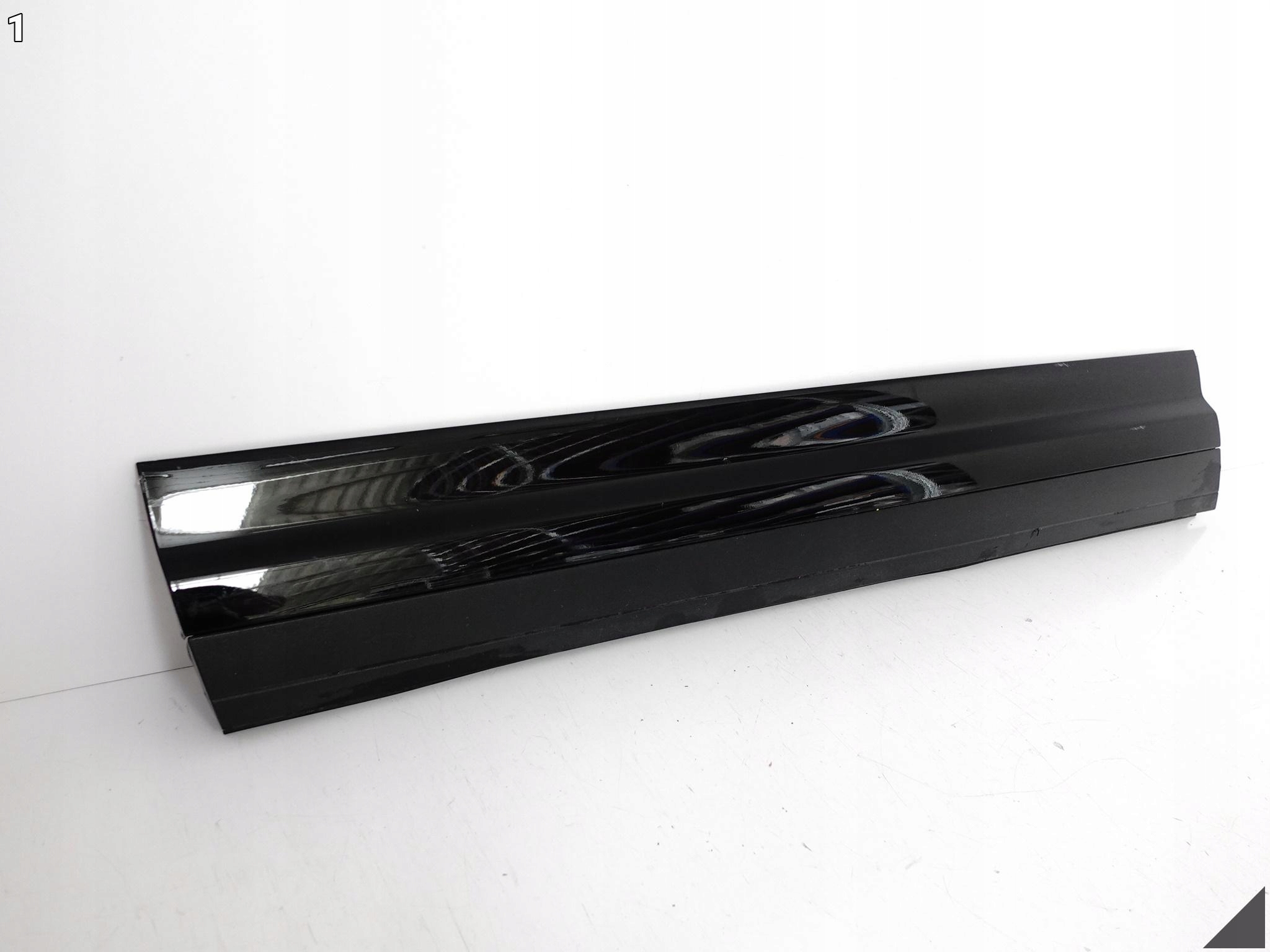 PORSCHE CAYENNE II 7P5 958 11-17 lower moulding cover door left front BASIS