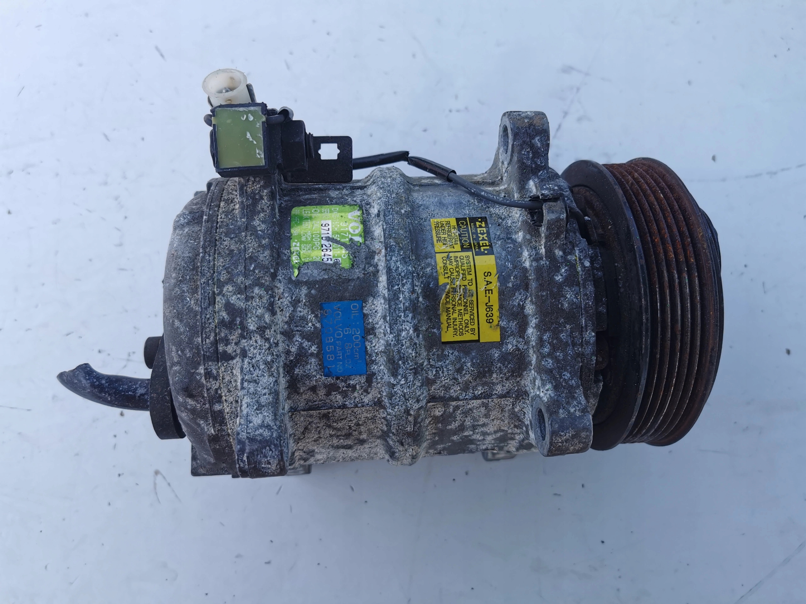 Volvo (original OE) 8708581 Klimakompressor klimaanlage